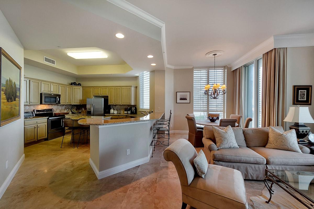 SILVER BEACH TOWERS - Residential