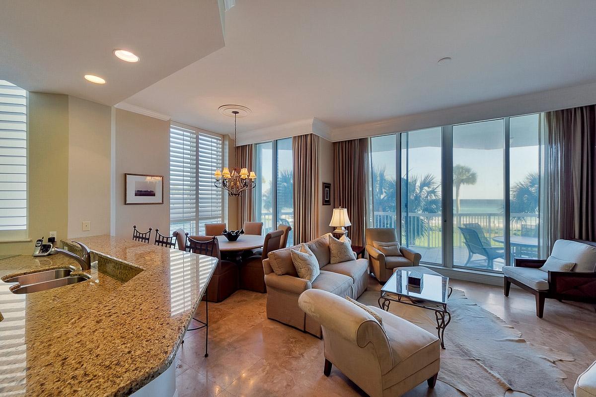 SILVER BEACH TOWERS - Residential