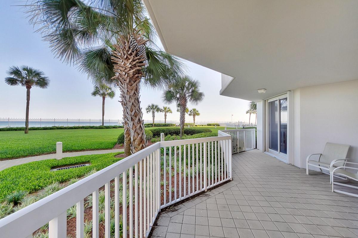 SILVER BEACH TOWERS - Residential