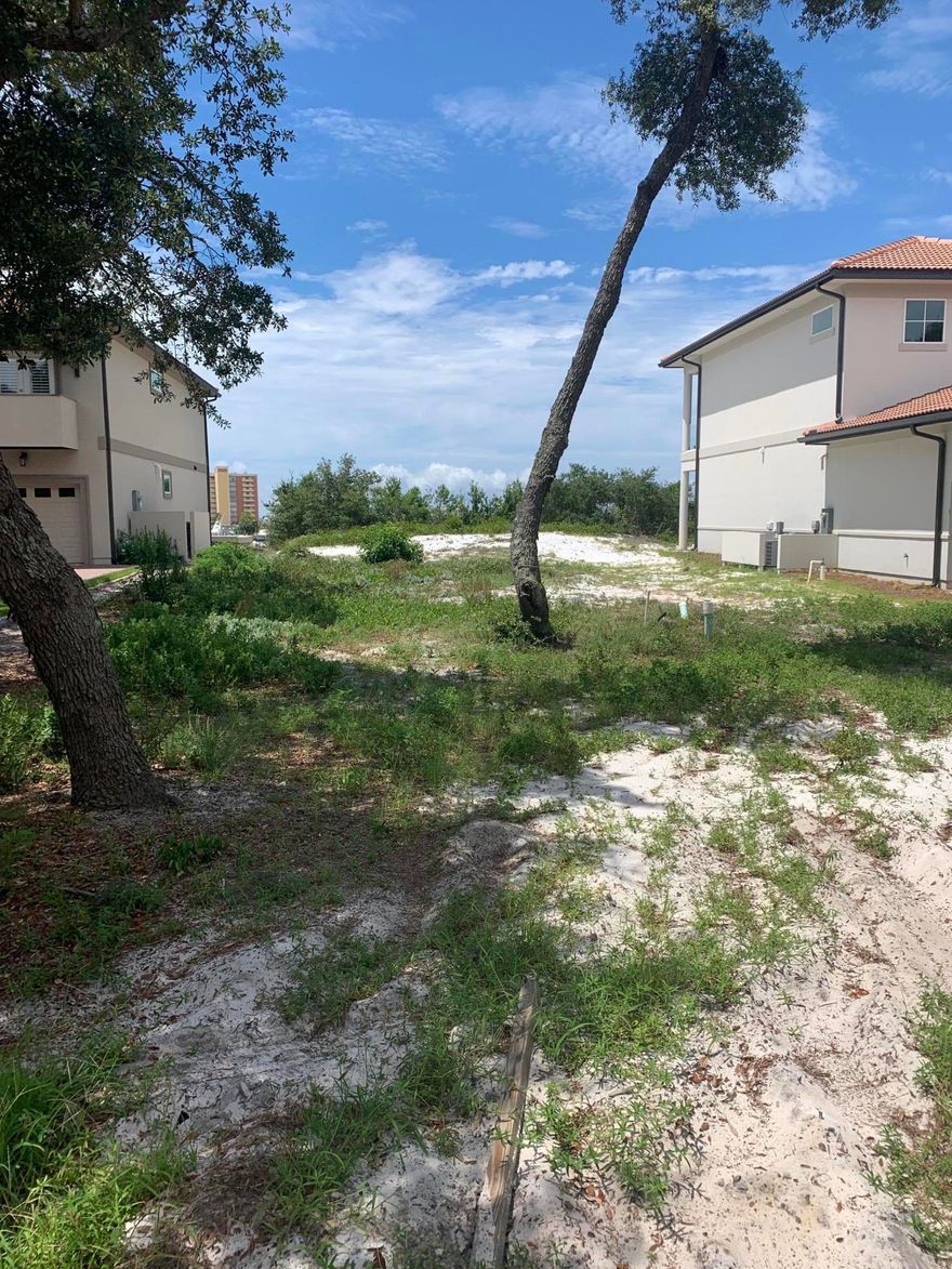 One of the last undeveloped Harbor Front lots in Destin! This is the last of 5 lots in the Marbella subdivision. House plans available upon request.