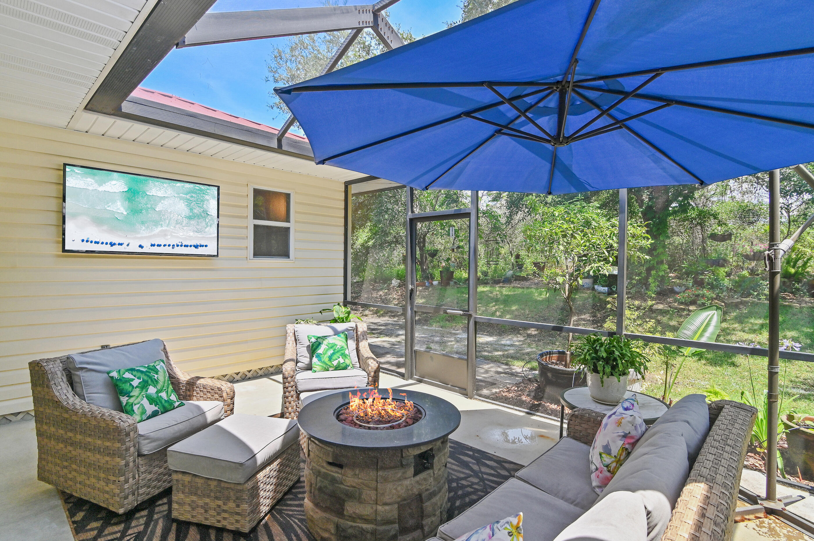 210 Tradewinds Drive
