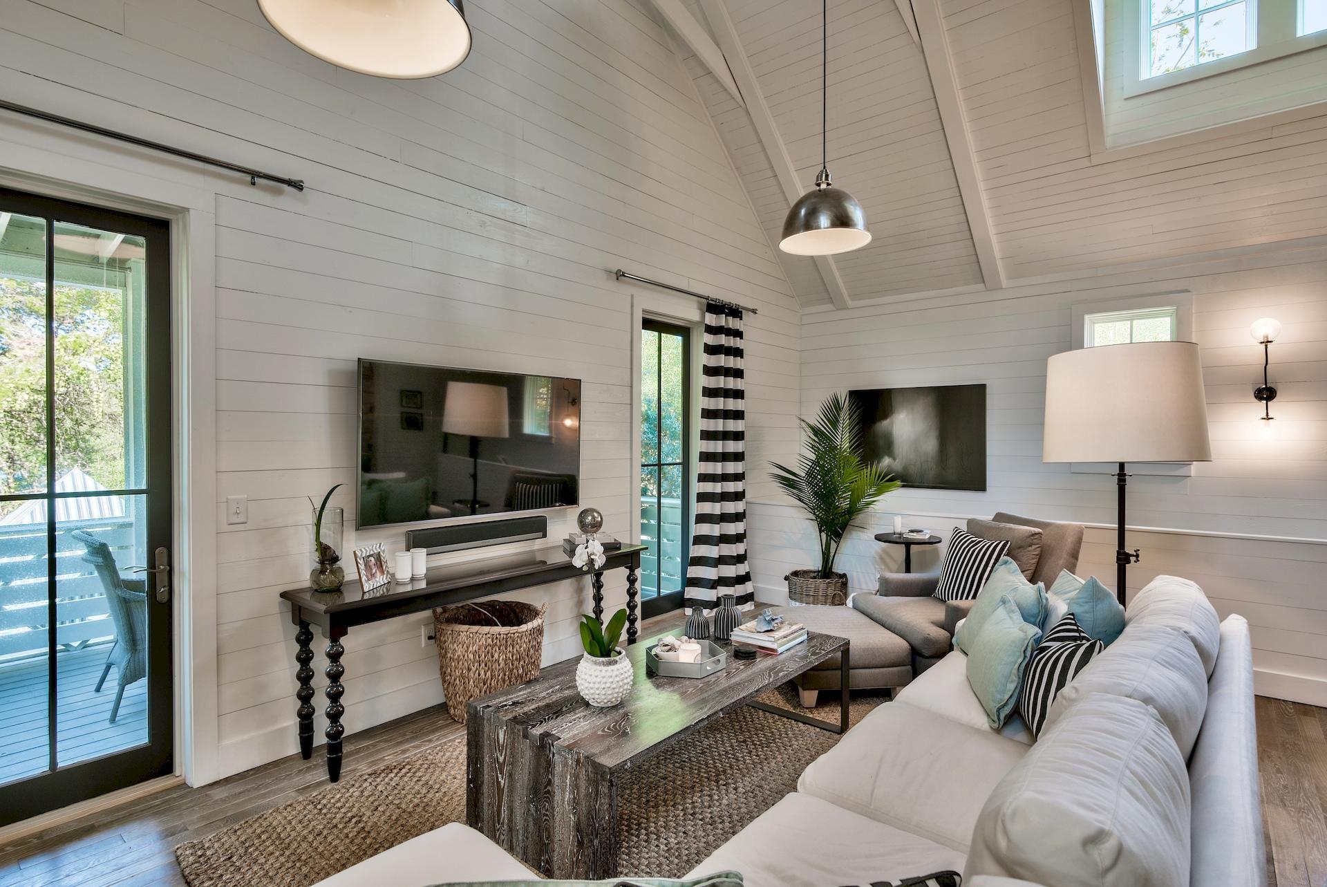 SEAGROVE 5TH ADDN - Residential