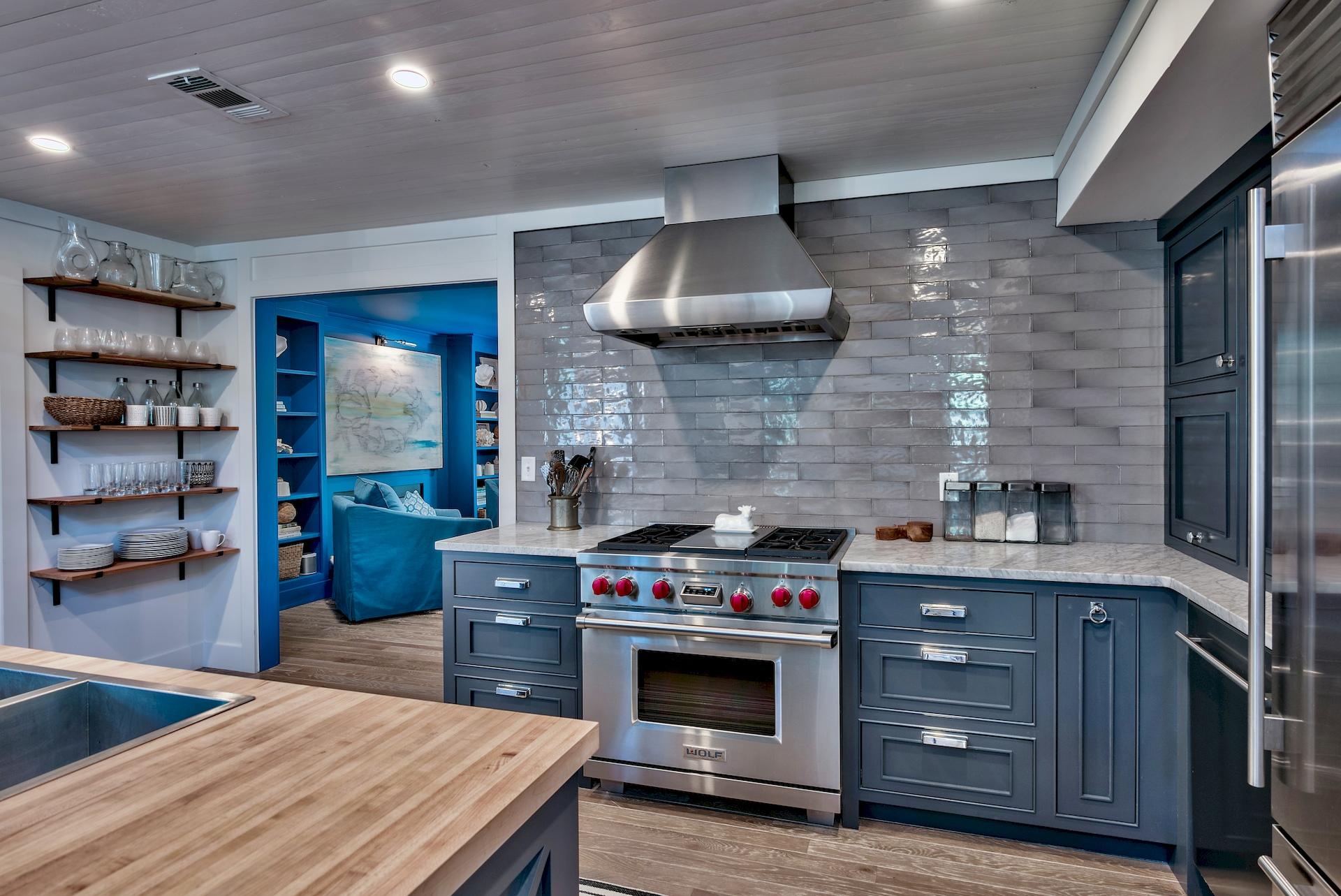 SEAGROVE 5TH ADDN - Residential