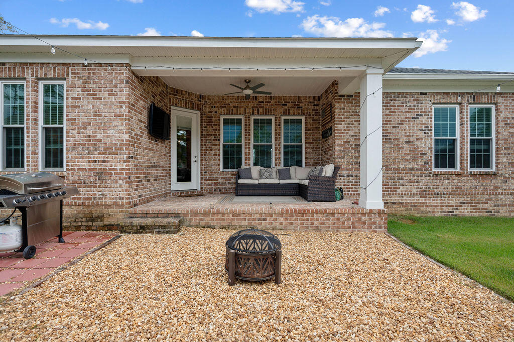Deer Moss Creek - Residential