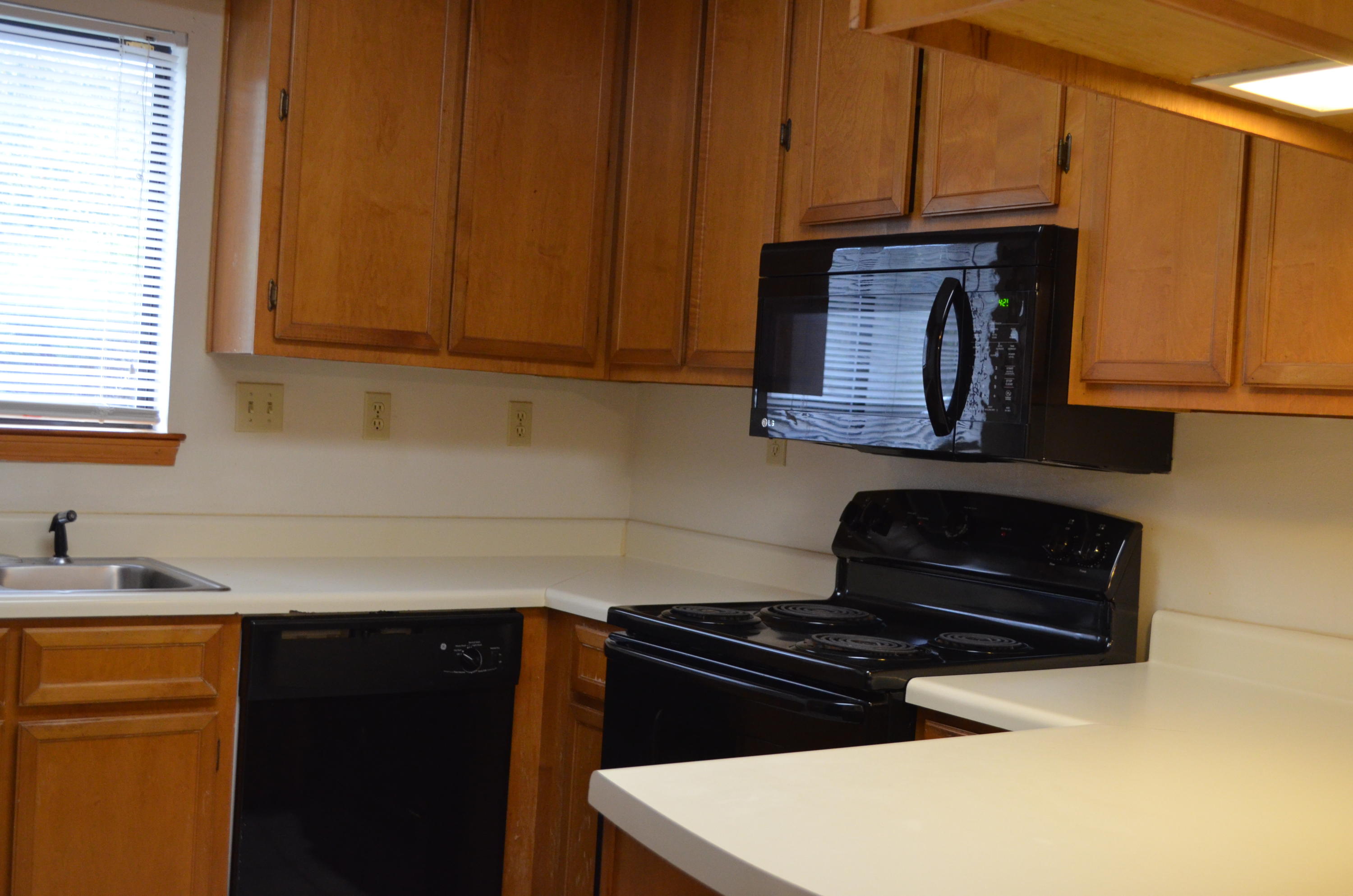 PLANTATION MANOR - Residential