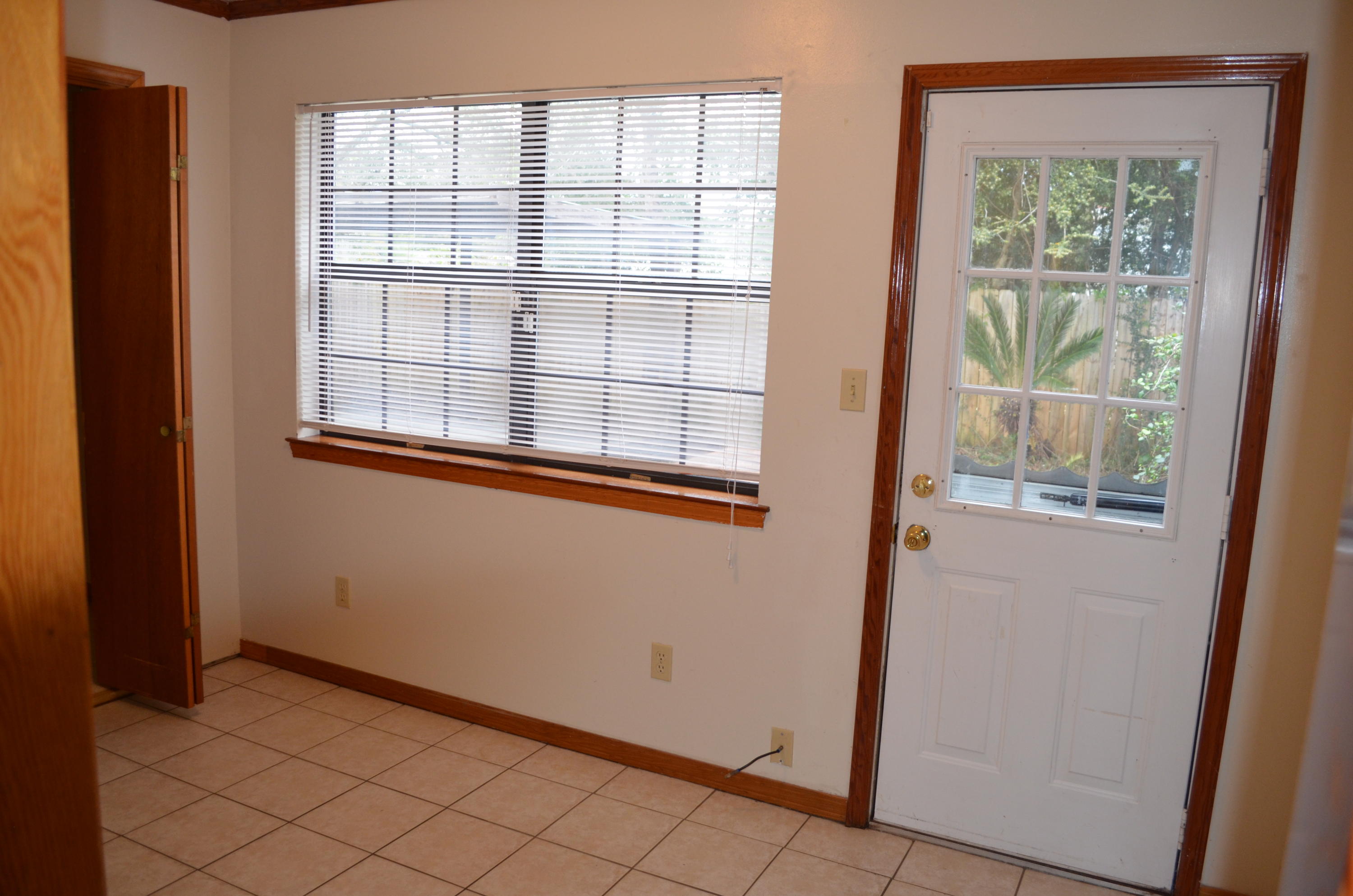 PLANTATION MANOR - Residential