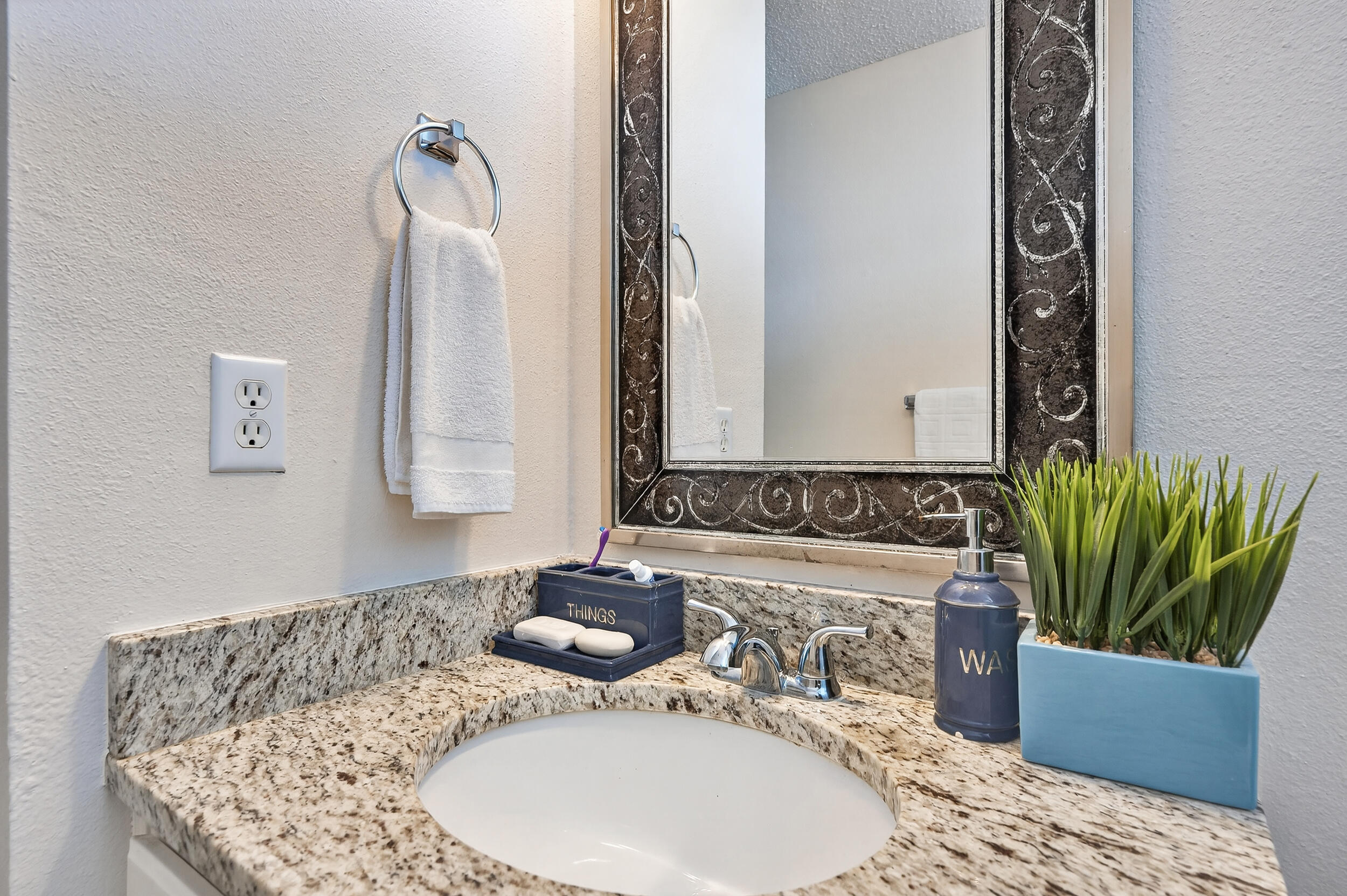 COUNTRYVIEW ESTATES 10TH ADDN - Residential