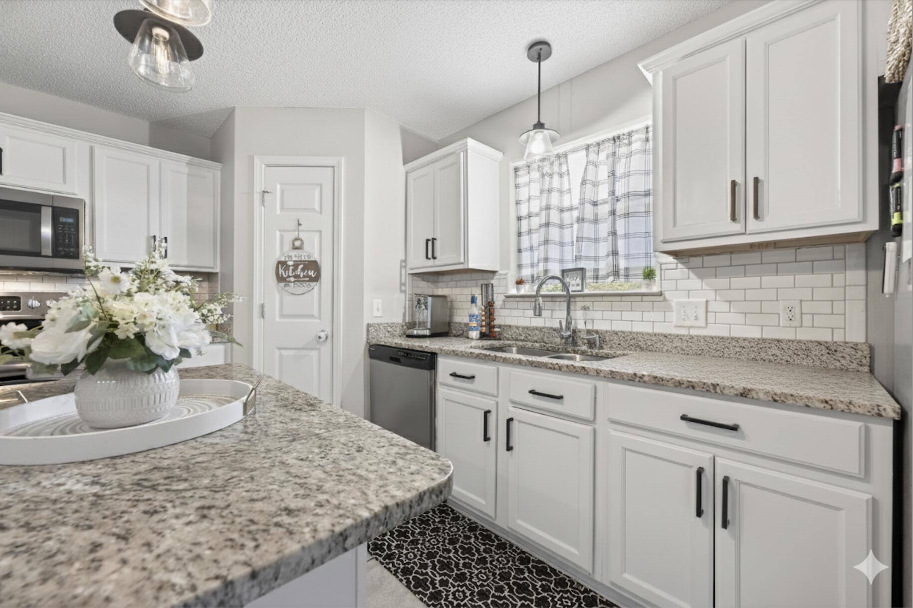 COUNTRYVIEW ESTATES 10TH ADDN - Residential