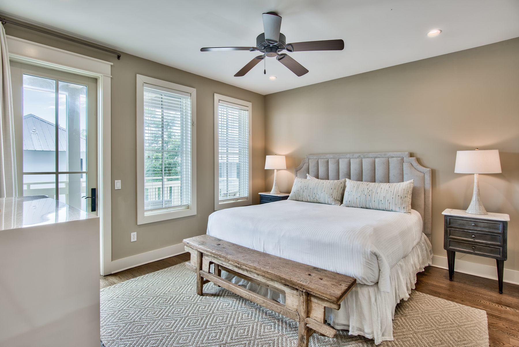 Costa Carina - Residential