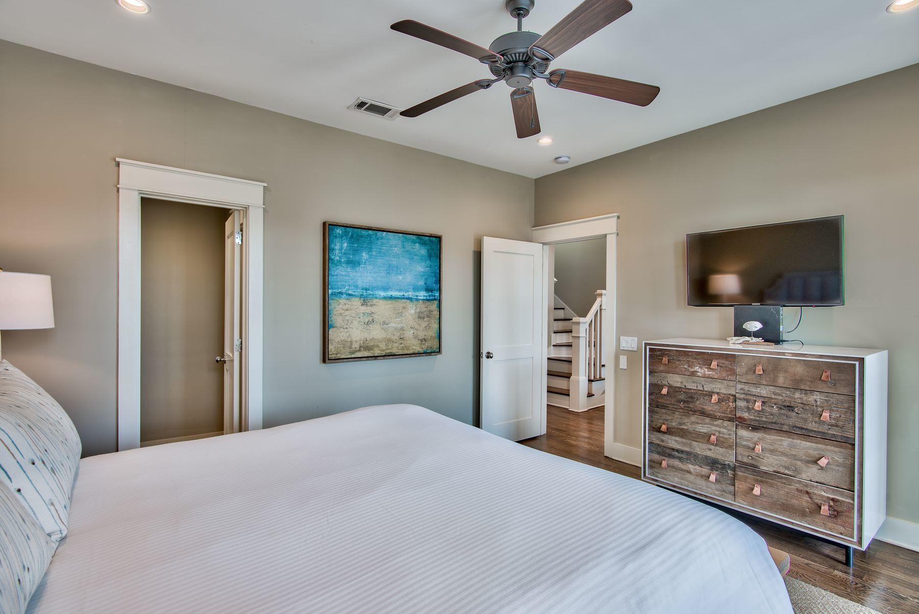 Costa Carina - Residential