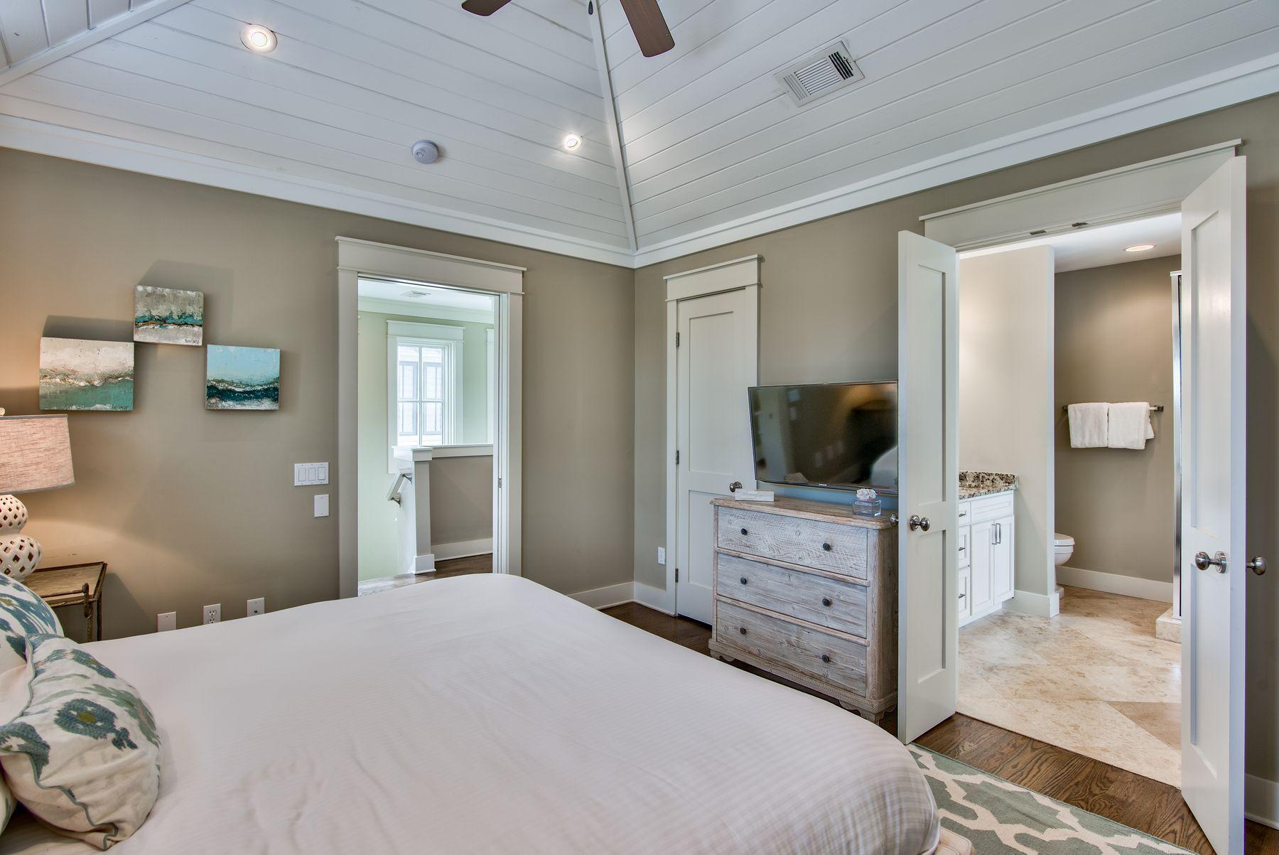 Costa Carina - Residential