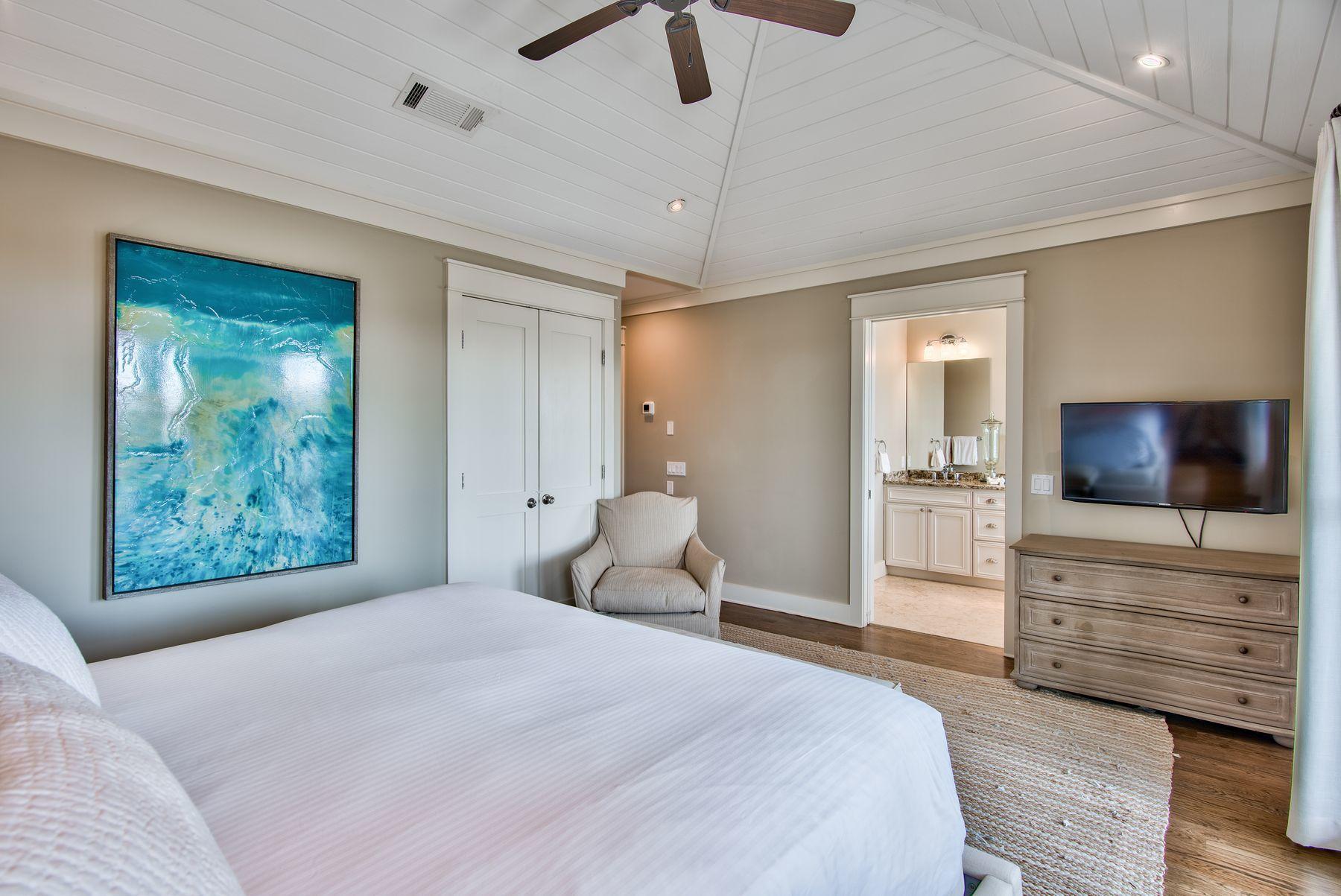 Costa Carina - Residential