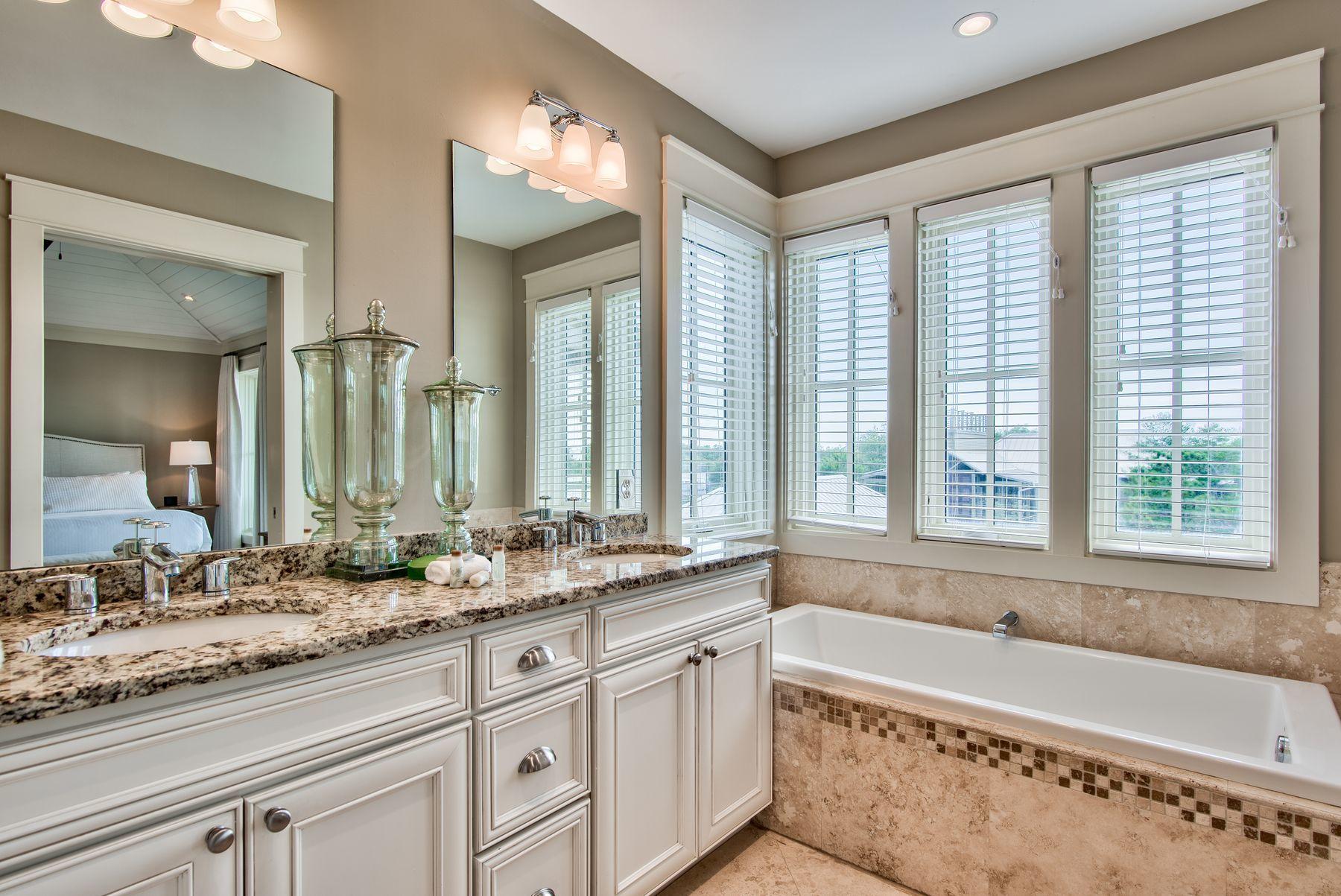 Costa Carina - Residential