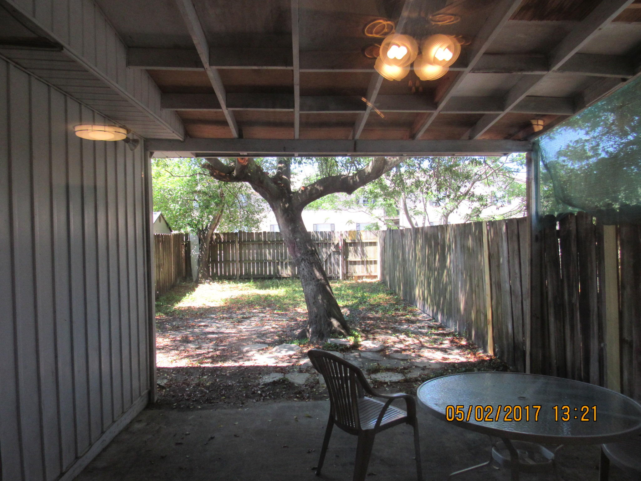 VALENCIA ARMS - Residential Lease