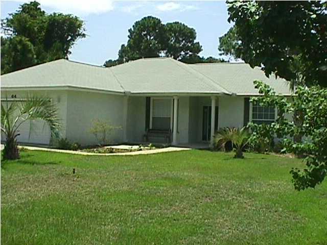 Great Location on a -1/4 acre Lot only 2 miles from the Beach! Open Split Floor Plan with 9' Ceilings. Large Kitchen with Breakfast Nook. Ceramic Tile in Entryway and Kitchen. Master Suite has a Large Walk in Closet, Double Vanity and Garden Tub with Separate Shower. Maintenance free Exterior Stucco. Aluminum Soffit & Facia with Gutters. Oversized 2 car garage. Large Utility Room. Paved Driveway. This property is now active in an online auction. All offers must be submitted through the property's listing page on www.auction.com. The sale will be subject to a 5% buyer's premium pursuant to the Auction Terms & Conditions (minimums may apply). All auction bids will be processed subject to seller approval. The online sales event begins 03-31-2020, and ends 04-02-2020.
