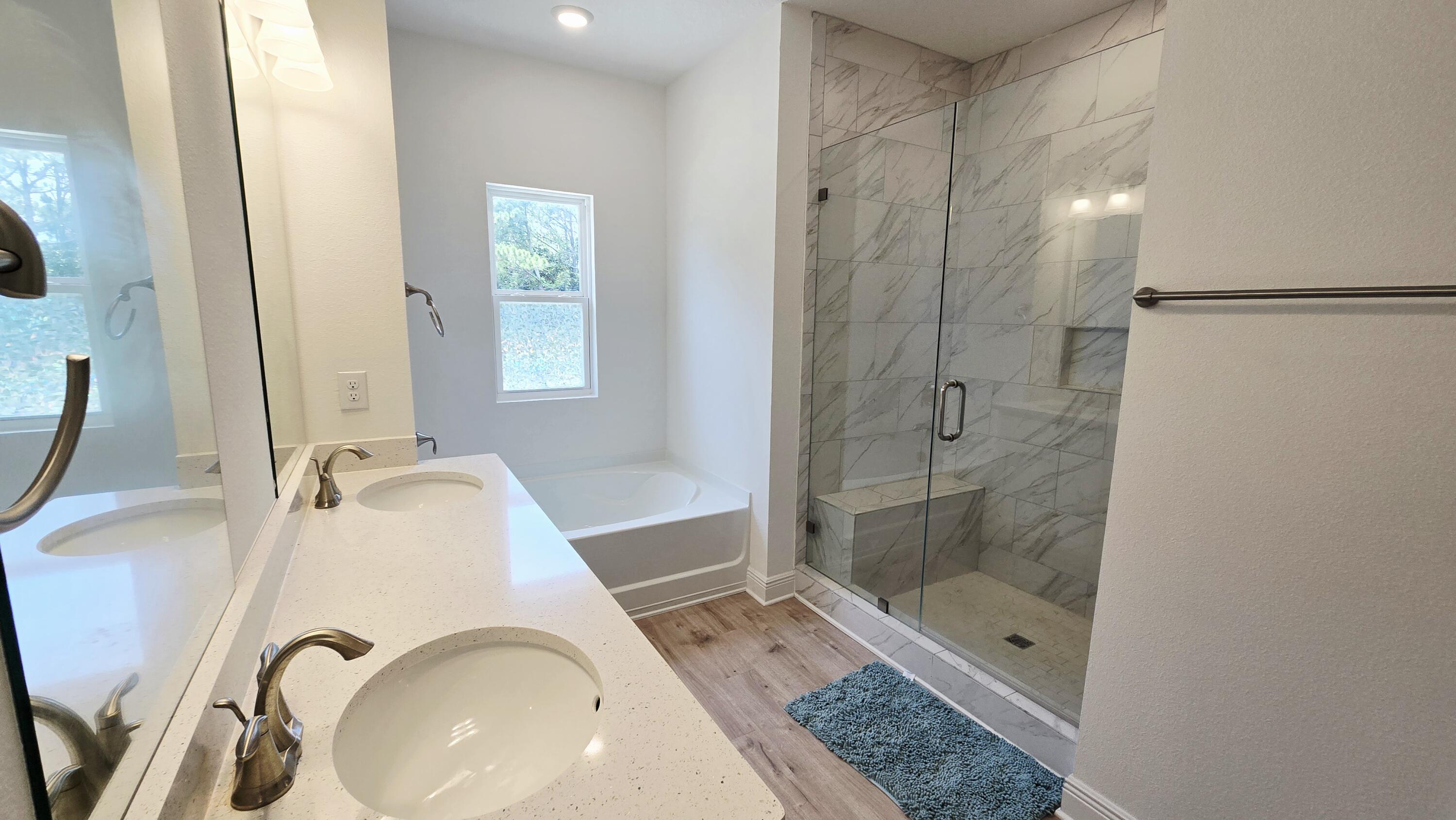 TIERRA VERDE - Residential