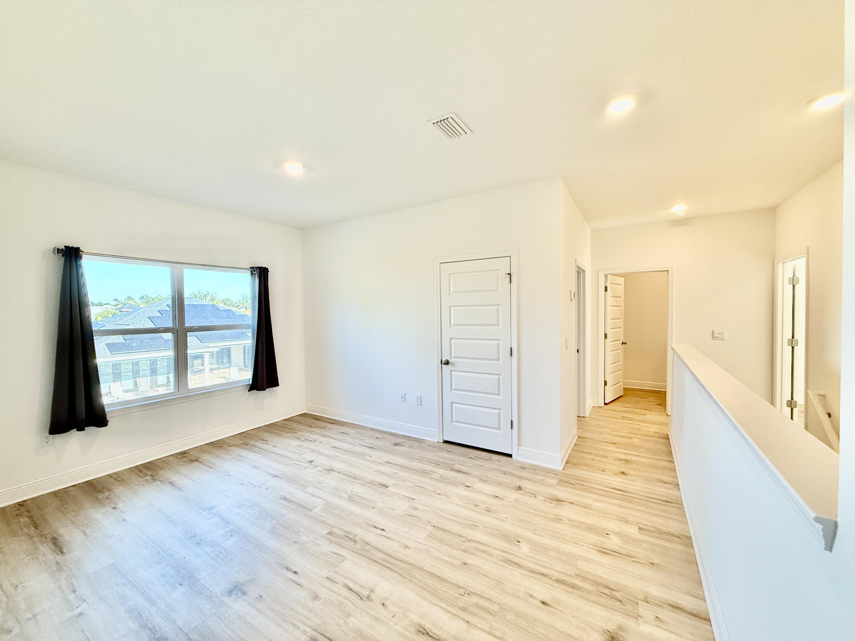 TIERRA VERDE - Residential