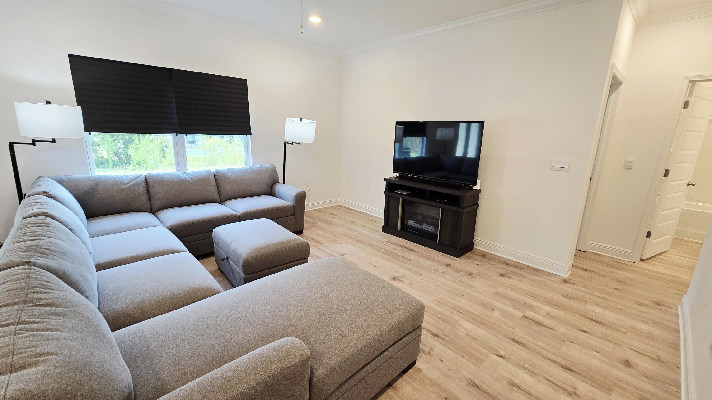 TIERRA VERDE - Residential