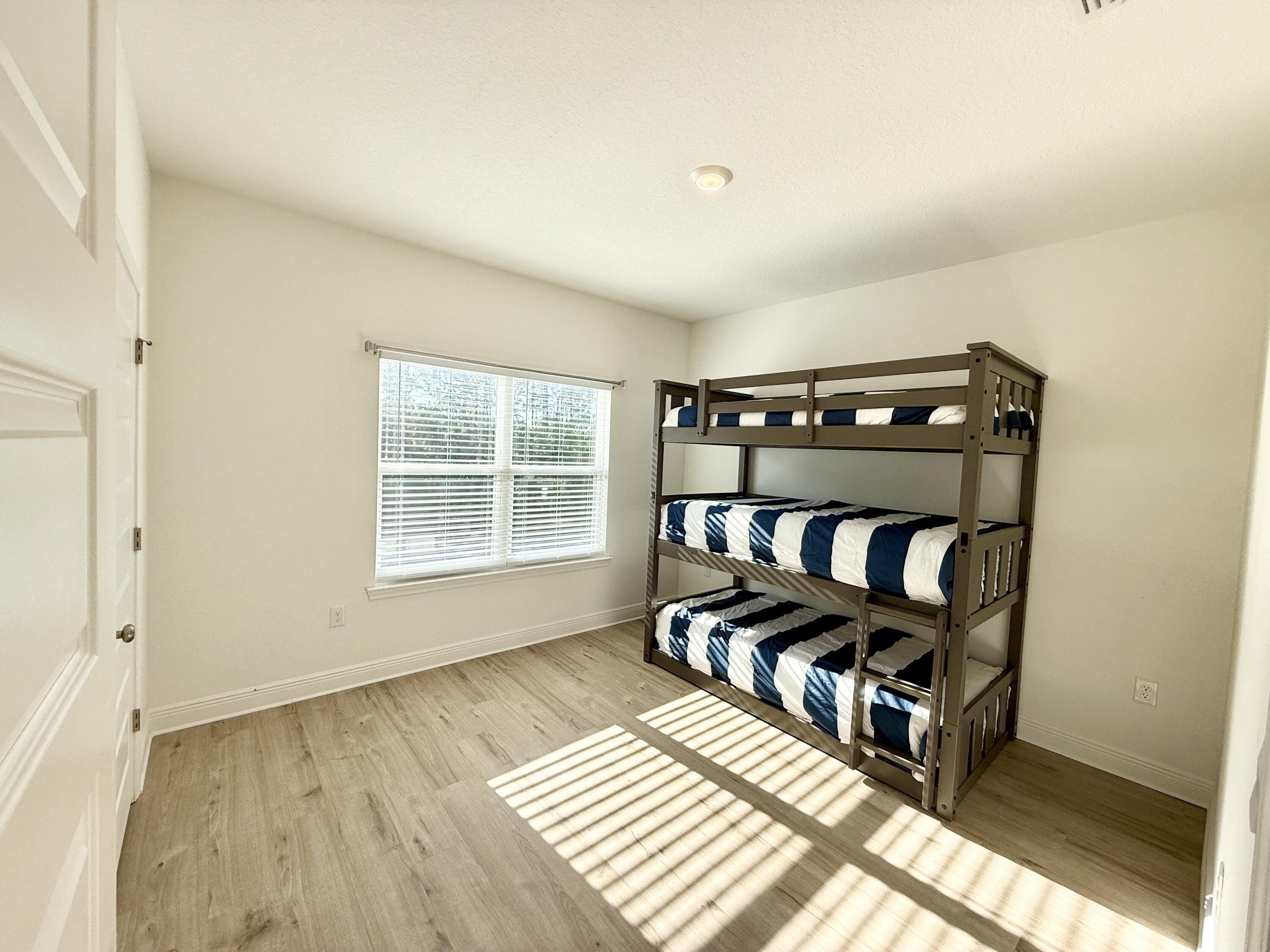 TIERRA VERDE - Residential