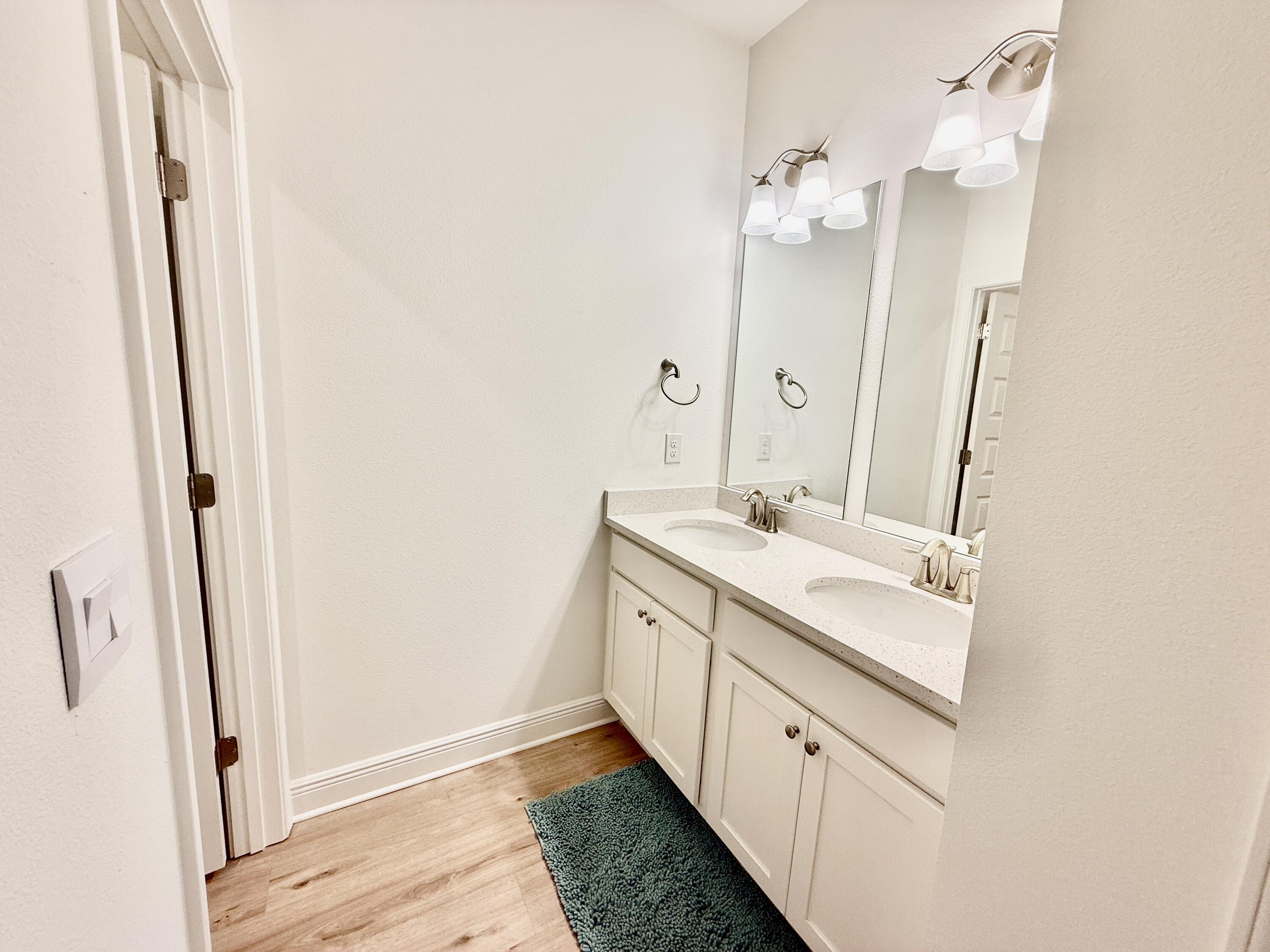 TIERRA VERDE - Residential