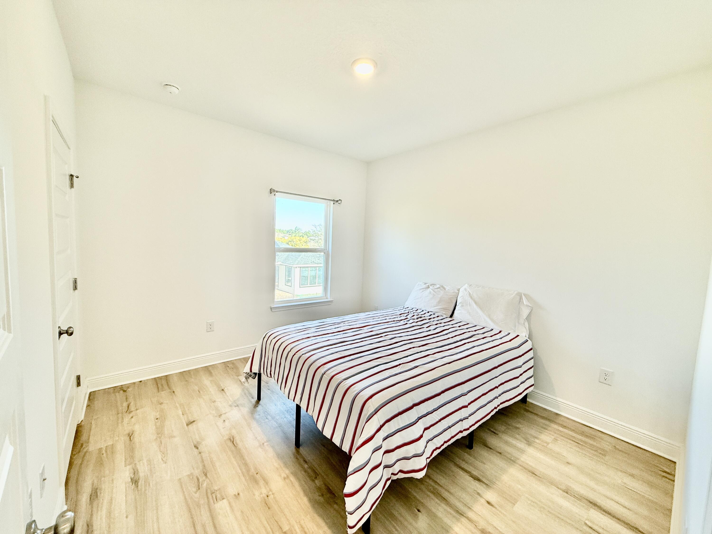 TIERRA VERDE - Residential