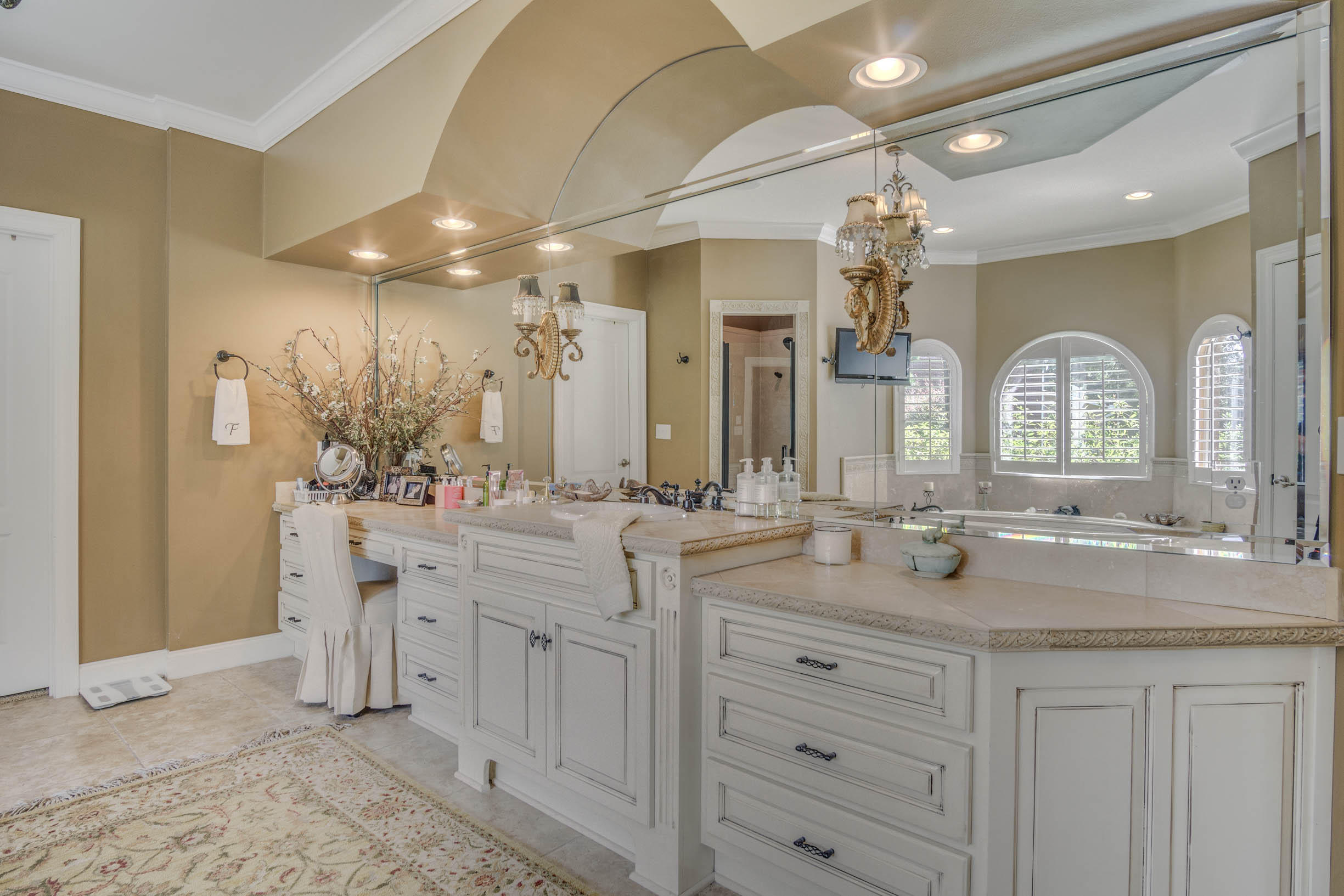 ASHLEY PLACE - Residential