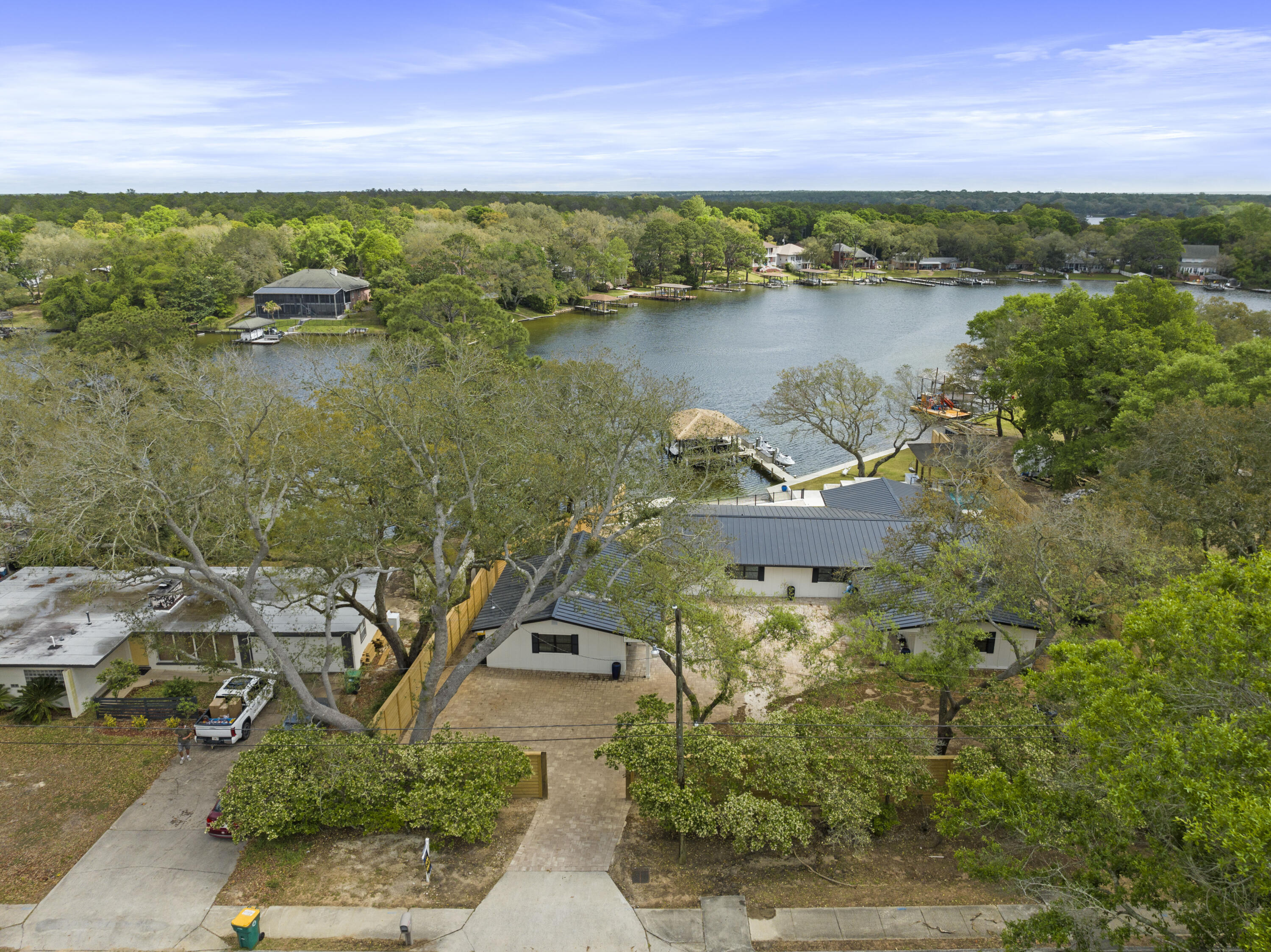 COM NW COR GOV LOT 1 S 464.3FT S 53 DEG E 767.87 FT TO POB N 44 DEG E 250.03 FT TO W/E W ALG W/E 15 - Residential