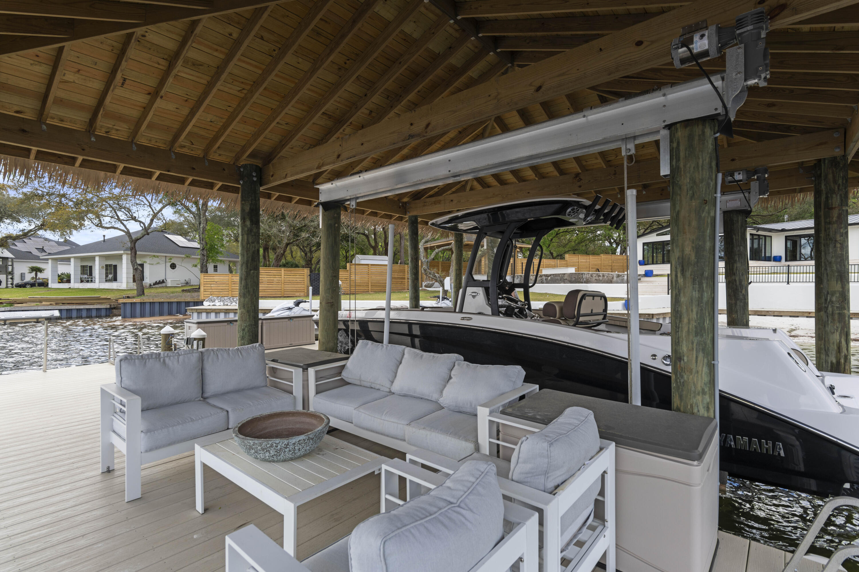 COM NW COR GOV LOT 1 S 464.3FT S 53 DEG E 767.87 FT TO POB N 44 DEG E 250.03 FT TO W/E W ALG W/E 15 - Residential