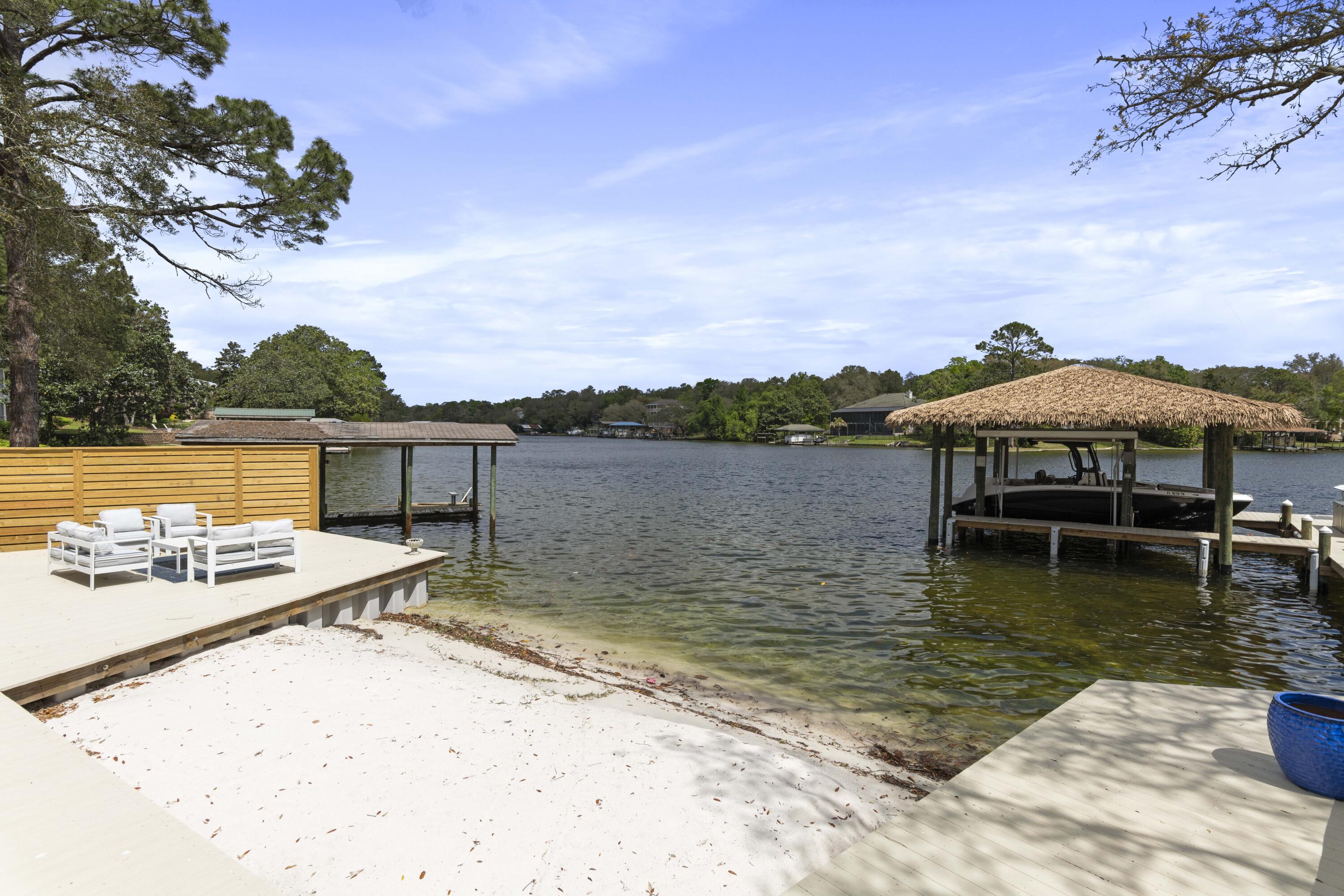 COM NW COR GOV LOT 1 S 464.3FT S 53 DEG E 767.87 FT TO POB N 44 DEG E 250.03 FT TO W/E W ALG W/E 15 - Residential