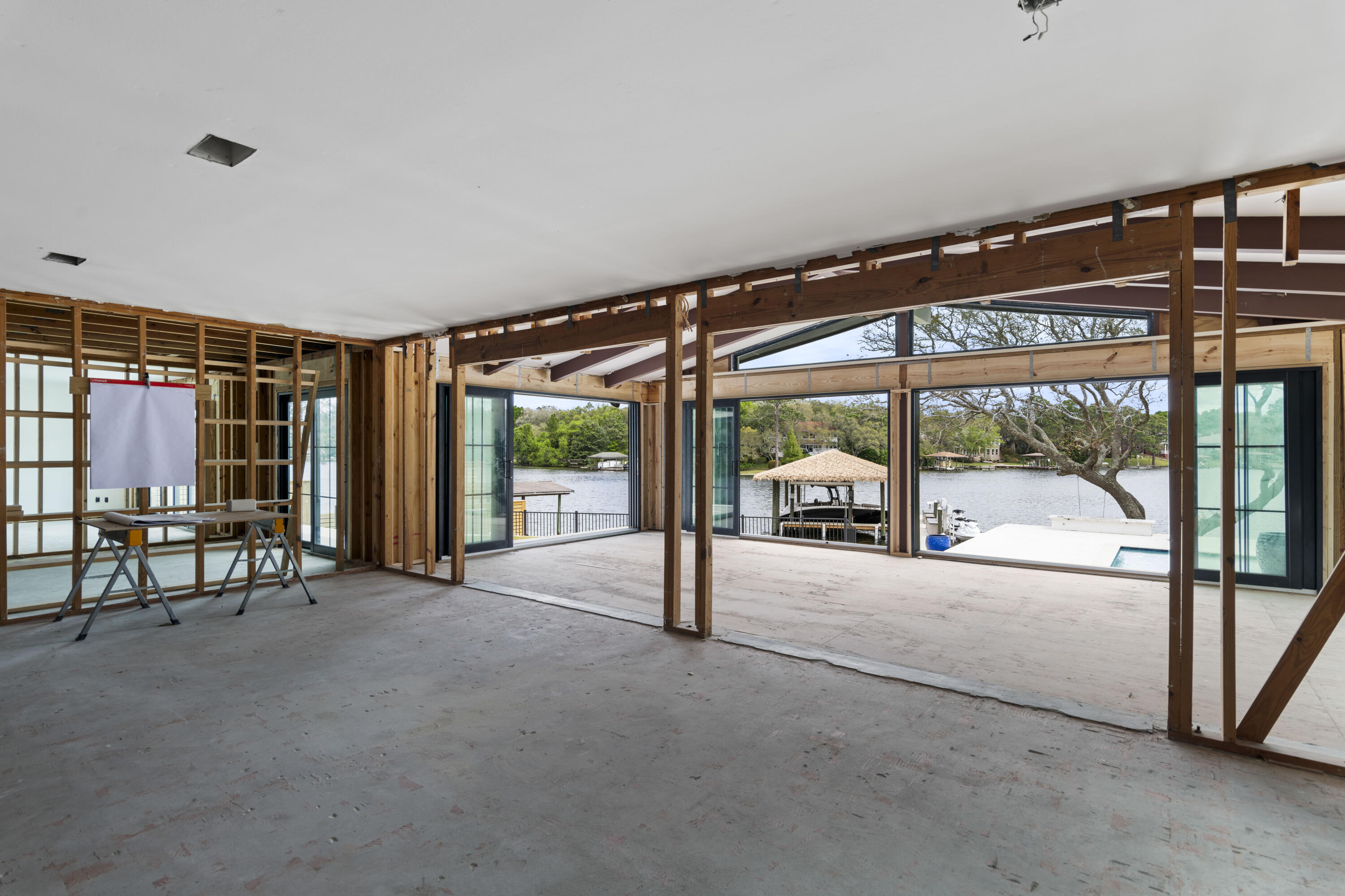 COM NW COR GOV LOT 1 S 464.3FT S 53 DEG E 767.87 FT TO POB N 44 DEG E 250.03 FT TO W/E W ALG W/E 15 - Residential