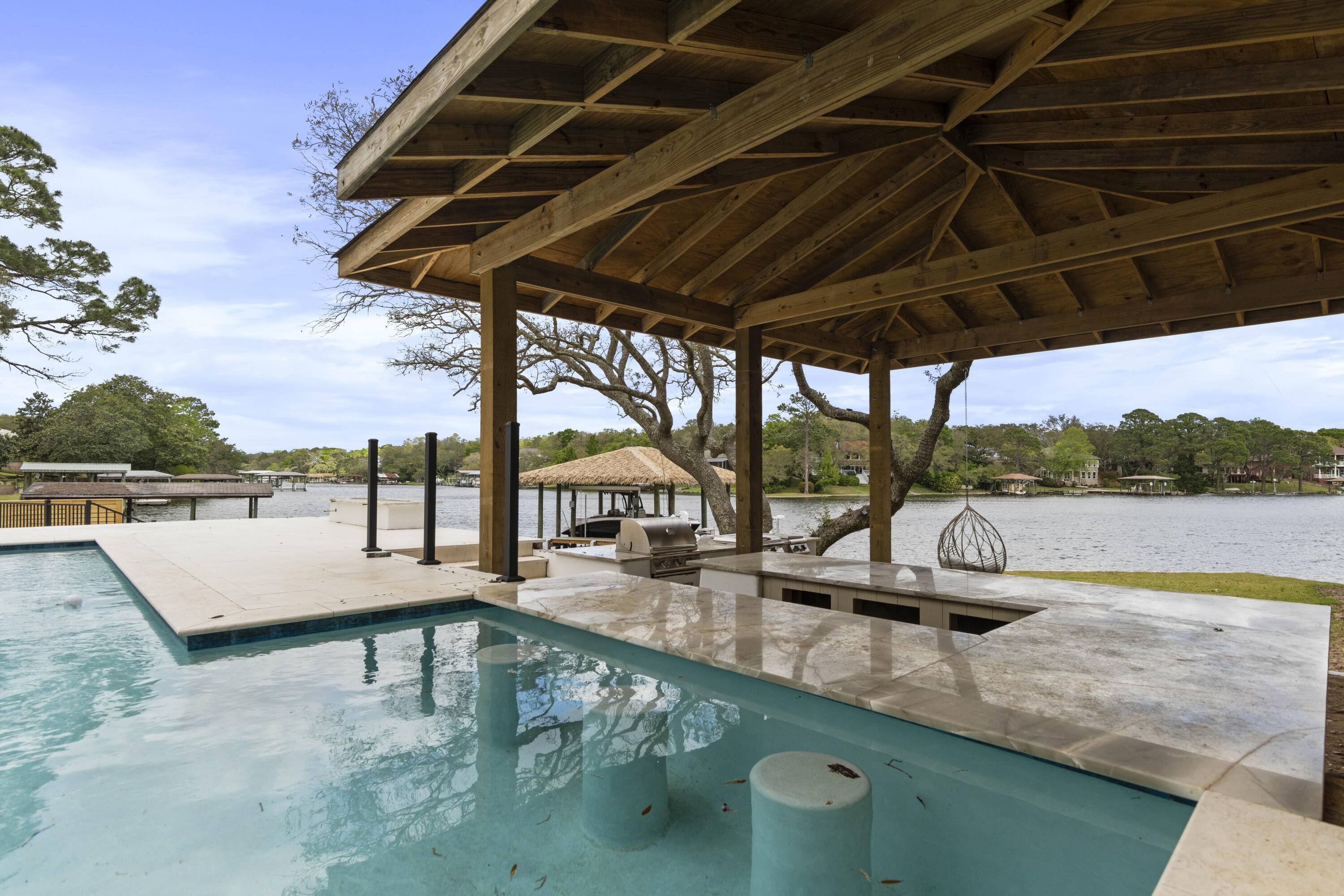 COM NW COR GOV LOT 1 S 464.3FT S 53 DEG E 767.87 FT TO POB N 44 DEG E 250.03 FT TO W/E W ALG W/E 15 - Residential