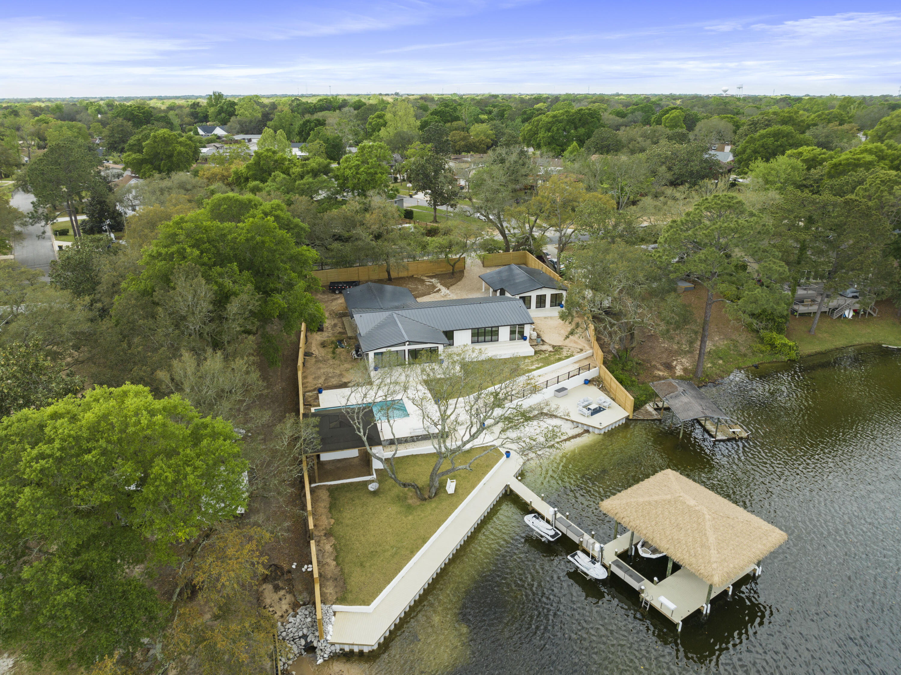 COM NW COR GOV LOT 1 S 464.3FT S 53 DEG E 767.87 FT TO POB N 44 DEG E 250.03 FT TO W/E W ALG W/E 15 - Residential