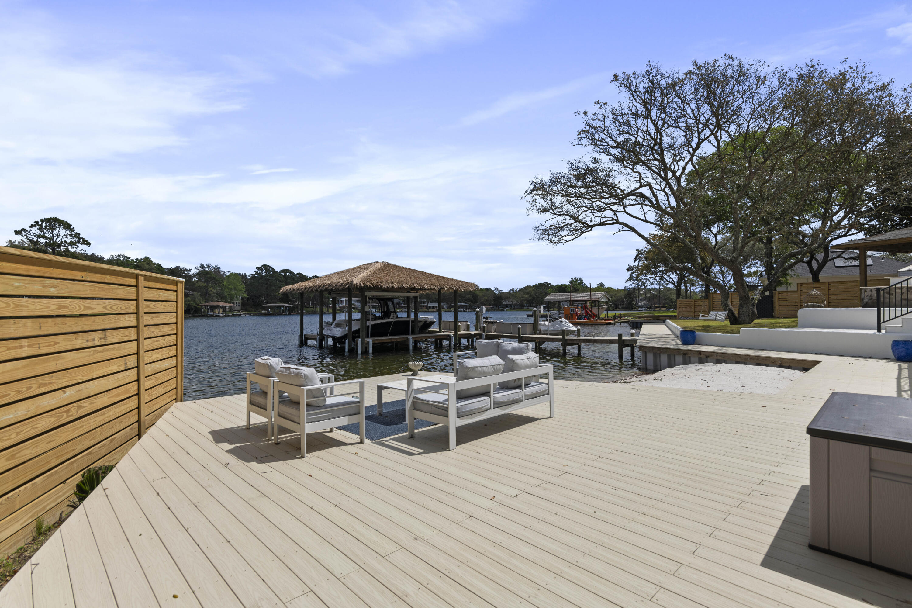 COM NW COR GOV LOT 1 S 464.3FT S 53 DEG E 767.87 FT TO POB N 44 DEG E 250.03 FT TO W/E W ALG W/E 15 - Residential