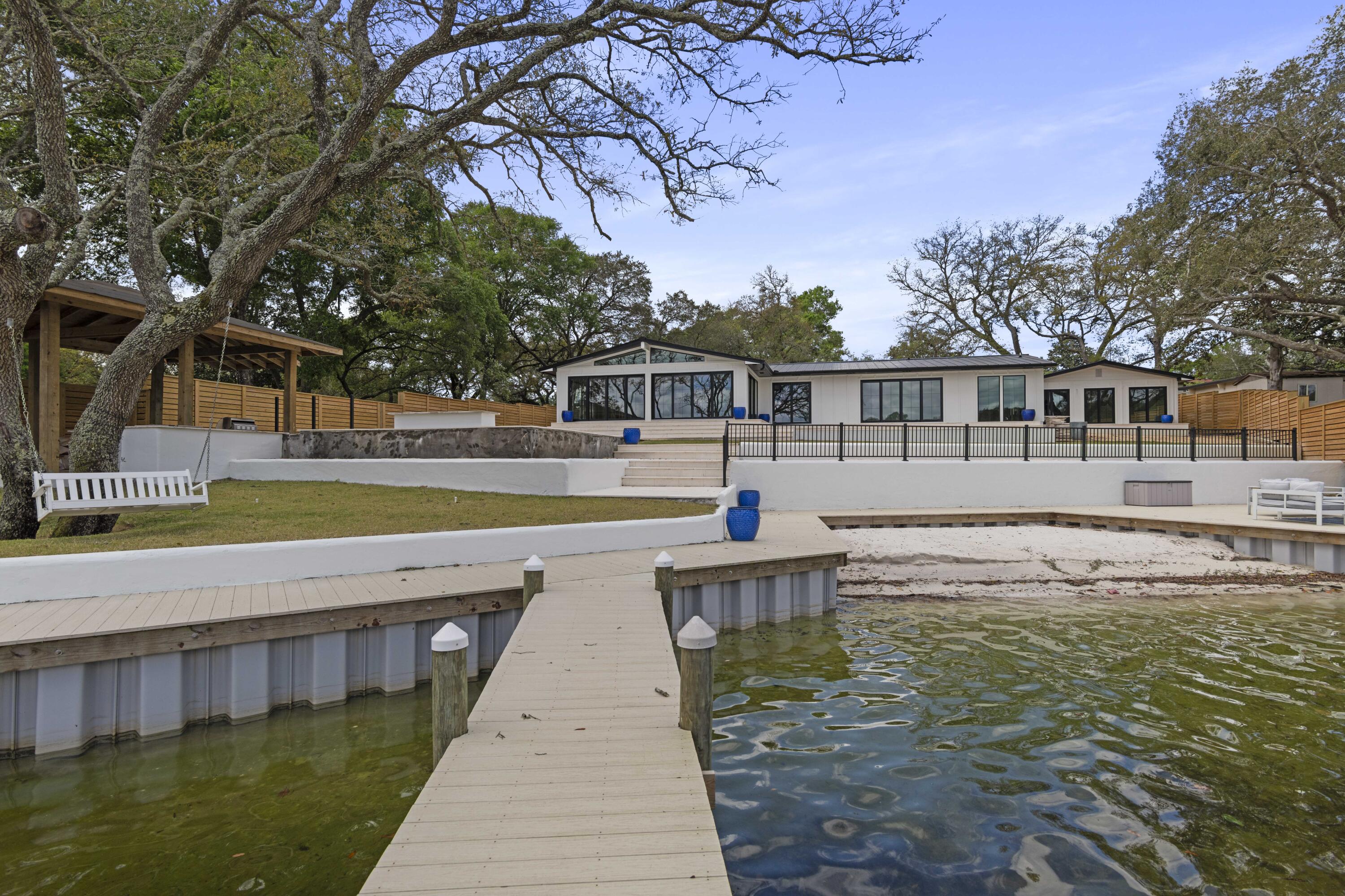 COM NW COR GOV LOT 1 S 464.3FT S 53 DEG E 767.87 FT TO POB N 44 DEG E 250.03 FT TO W/E W ALG W/E 15 - Residential