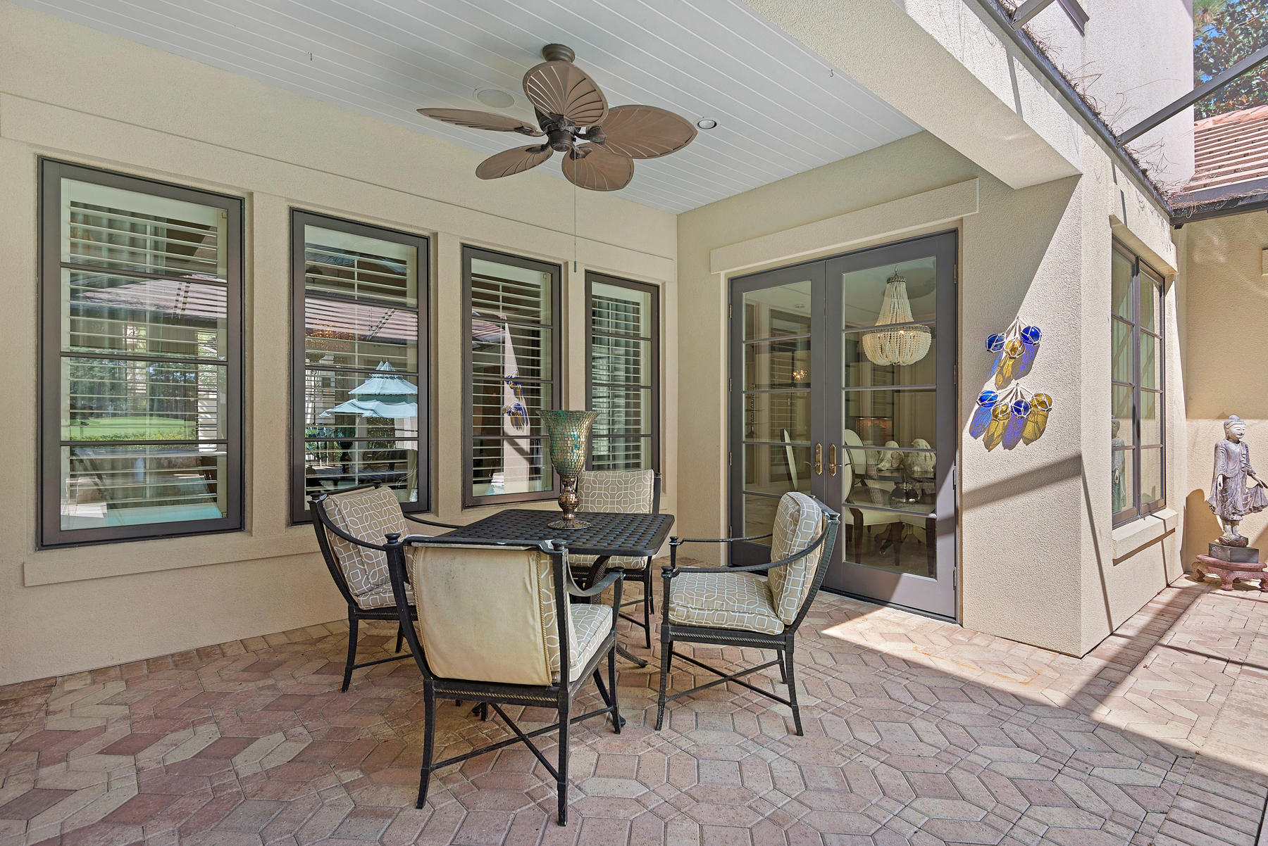 ISLAND GREEN - Residential