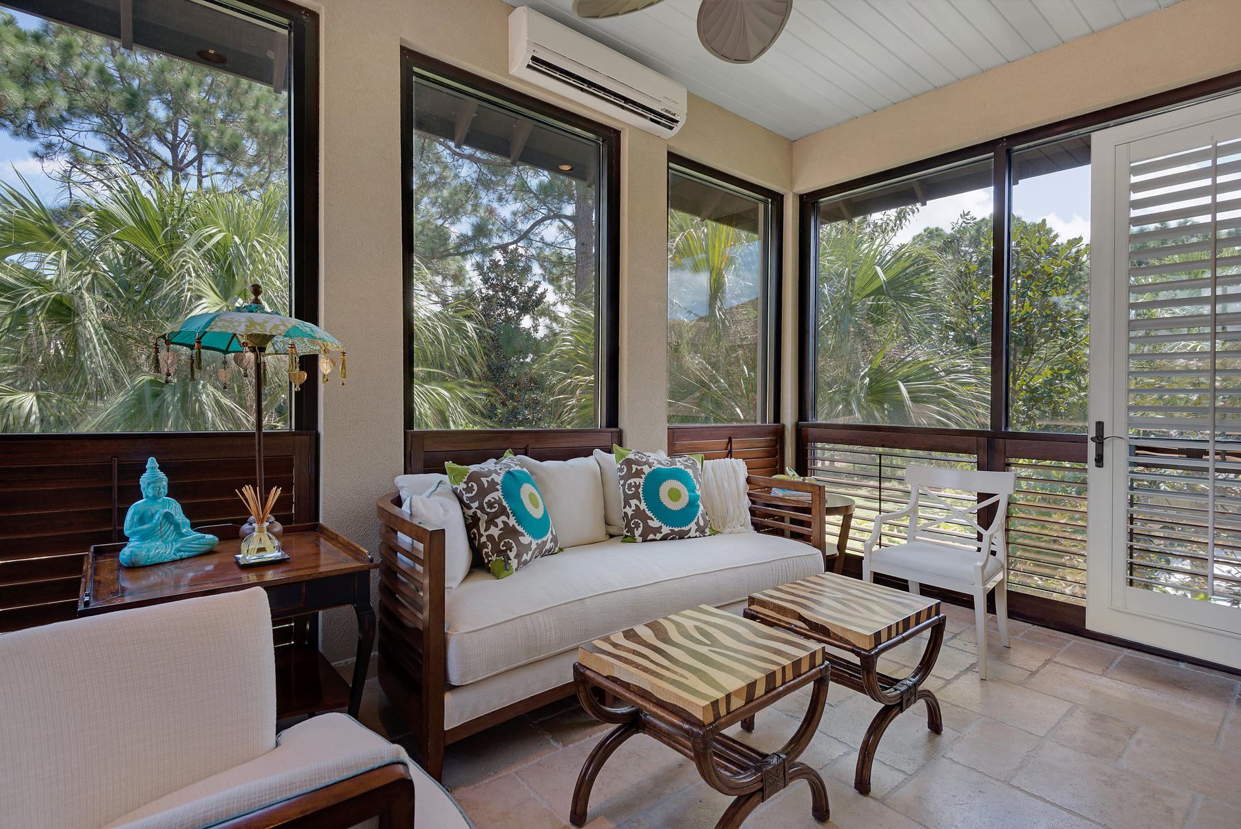 ISLAND GREEN - Residential