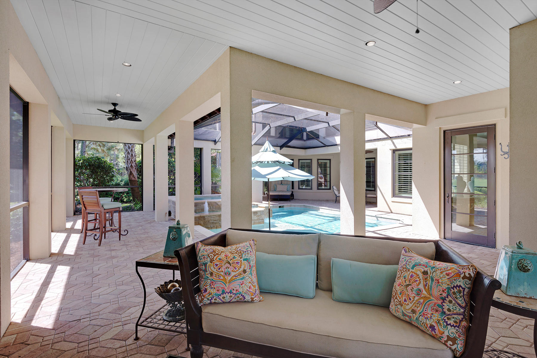 ISLAND GREEN - Residential