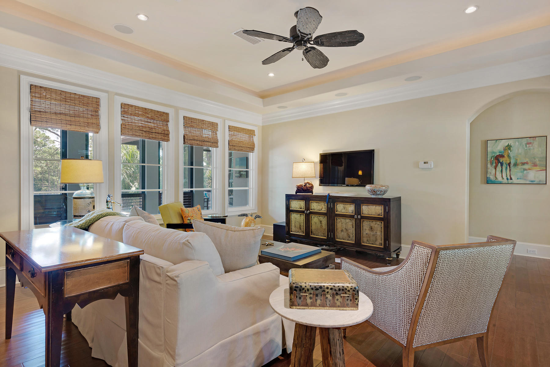 ISLAND GREEN - Residential