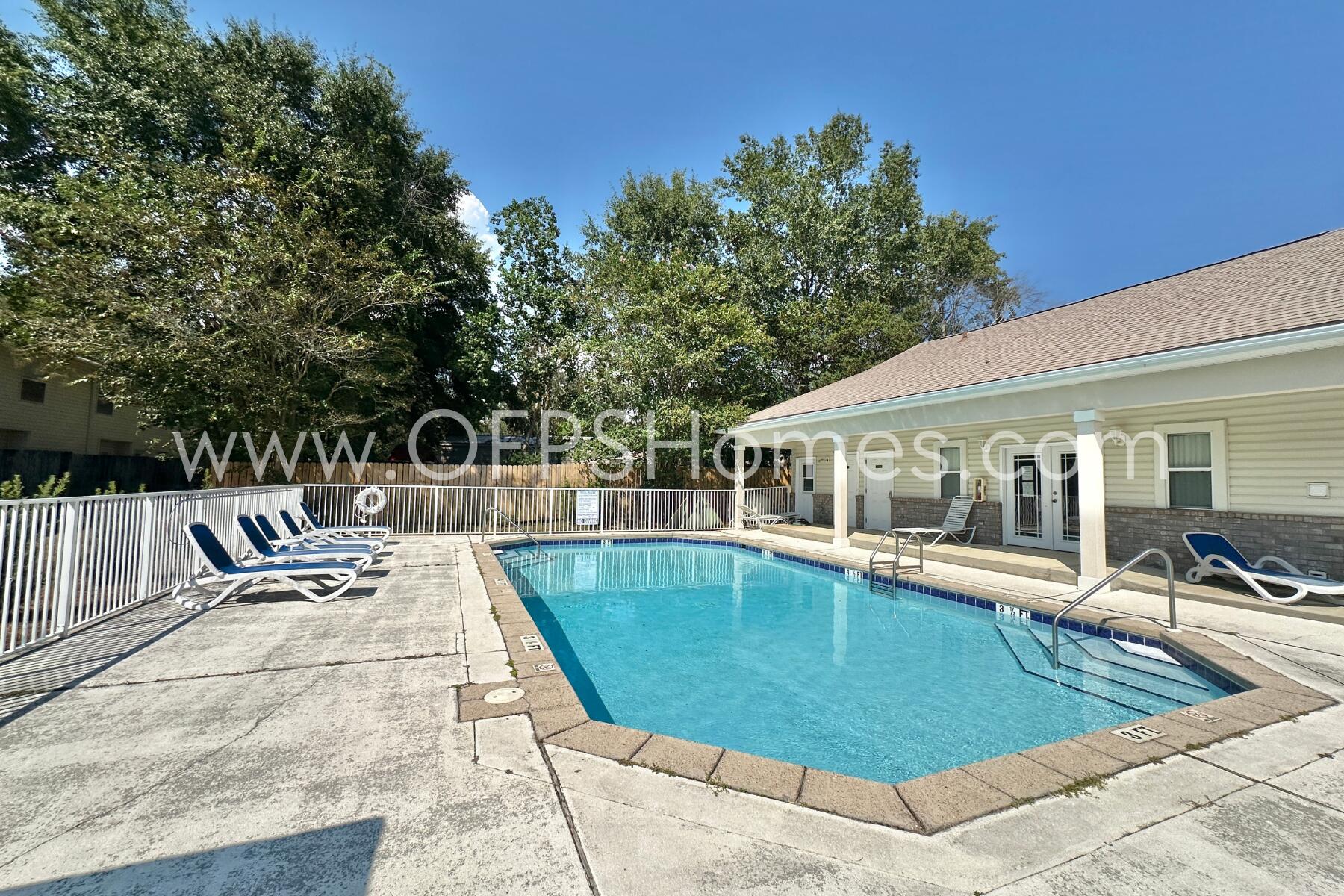 SHAY LIN T/H - Residential Lease