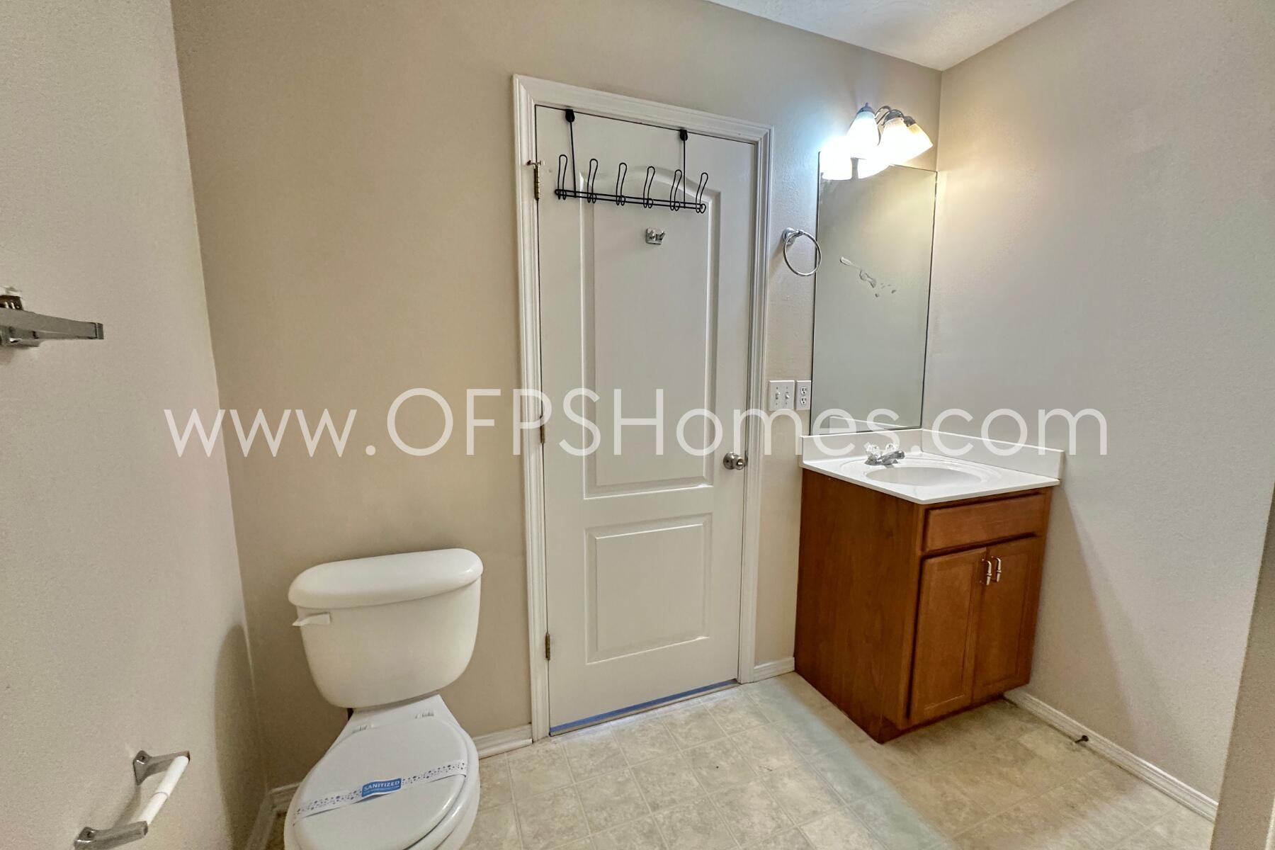 SHAY LIN T/H - Residential Lease