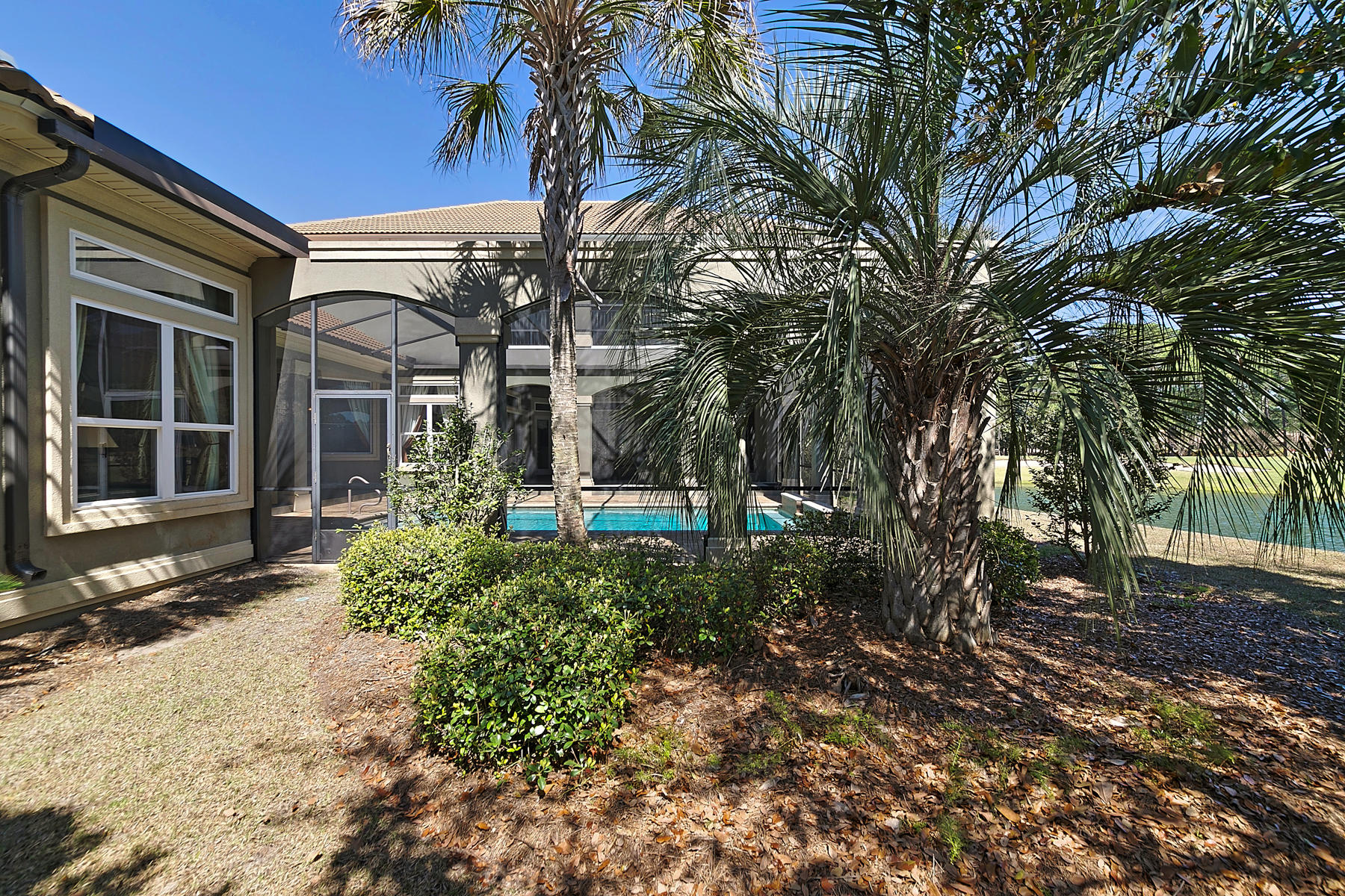 BURNT PINE - Residential
