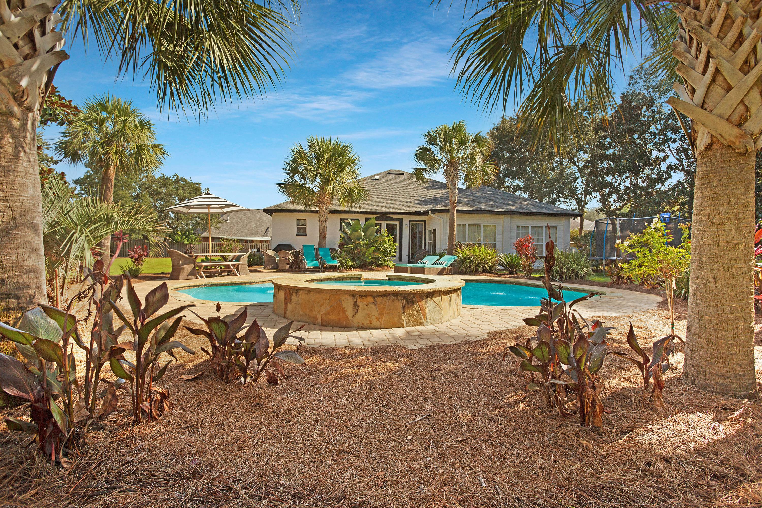 WINDSOR FOREST - Residential