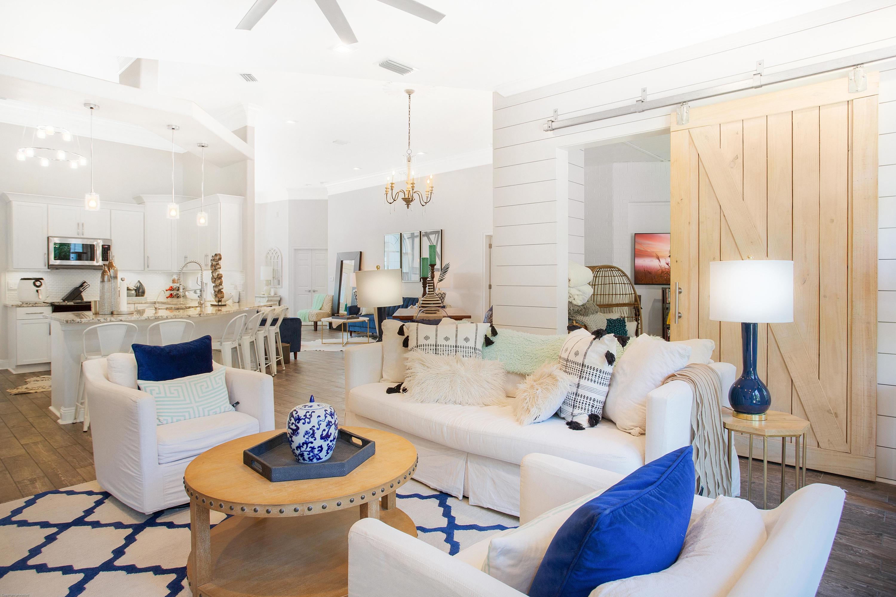 WINDSOR FOREST - Residential