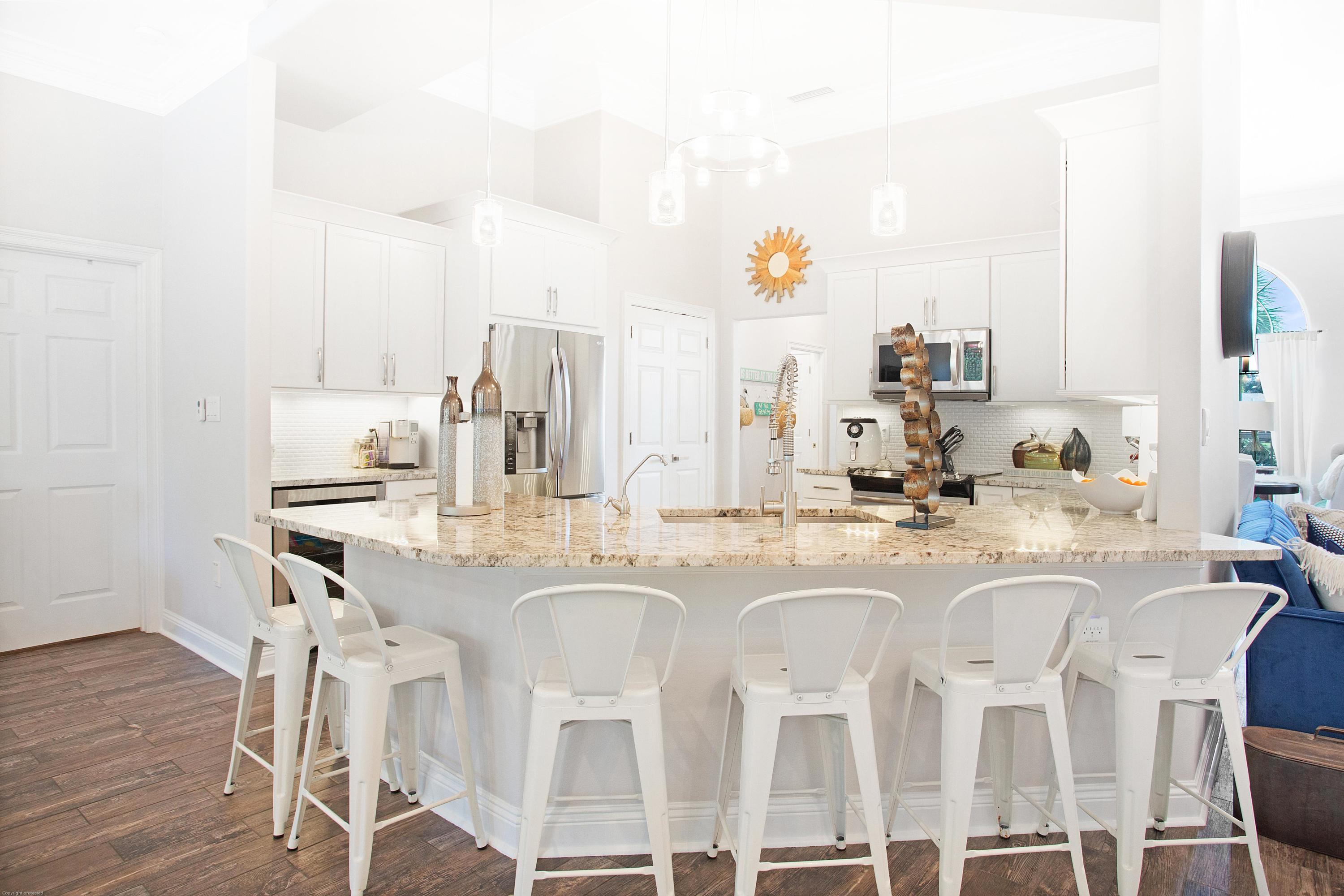 WINDSOR FOREST - Residential