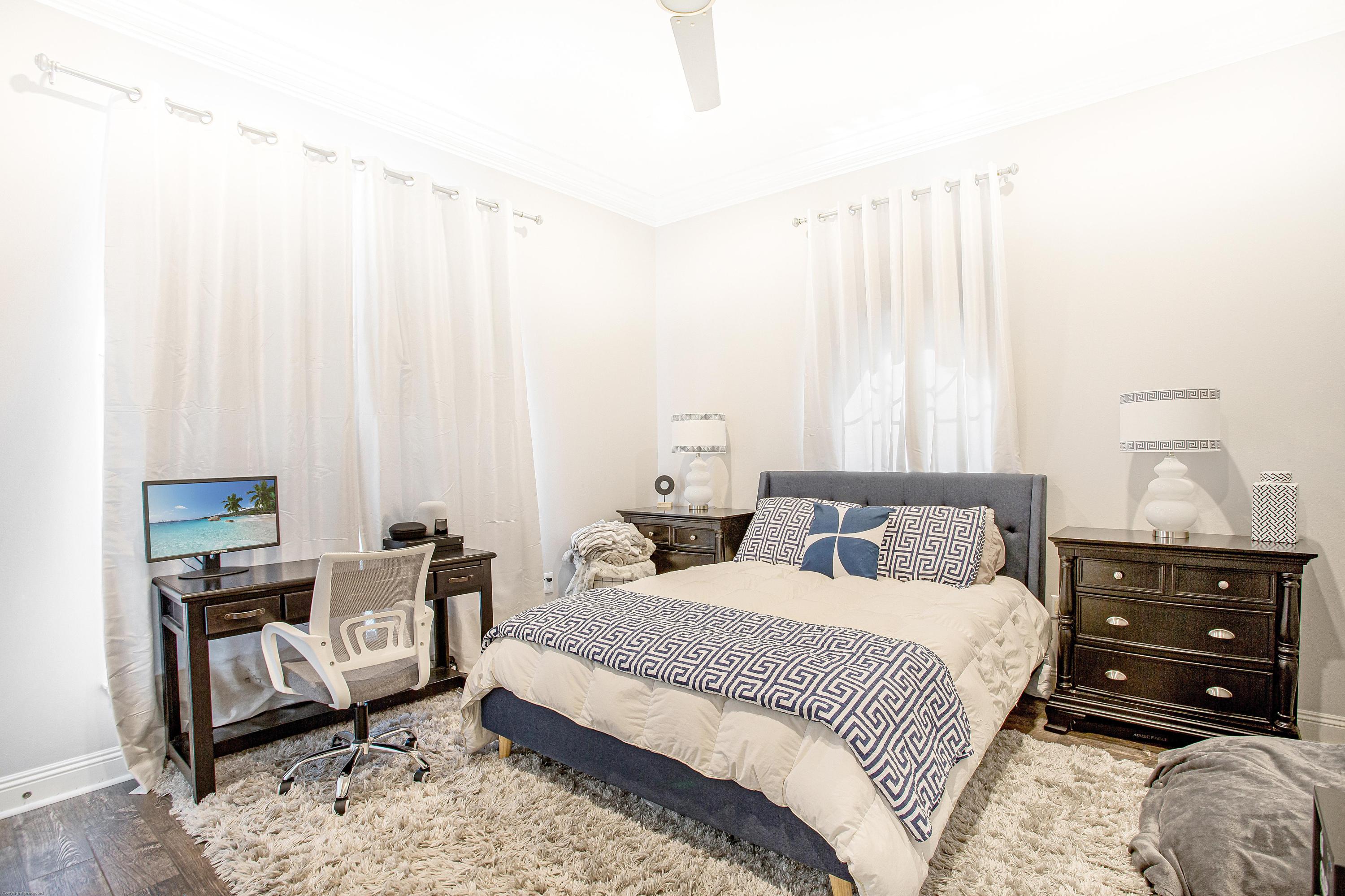 WINDSOR FOREST - Residential