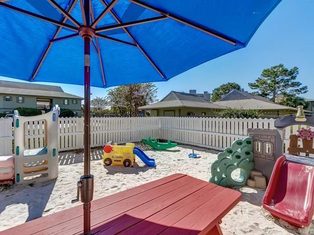 BEACHWOOD VILLAS CONDO - Residential