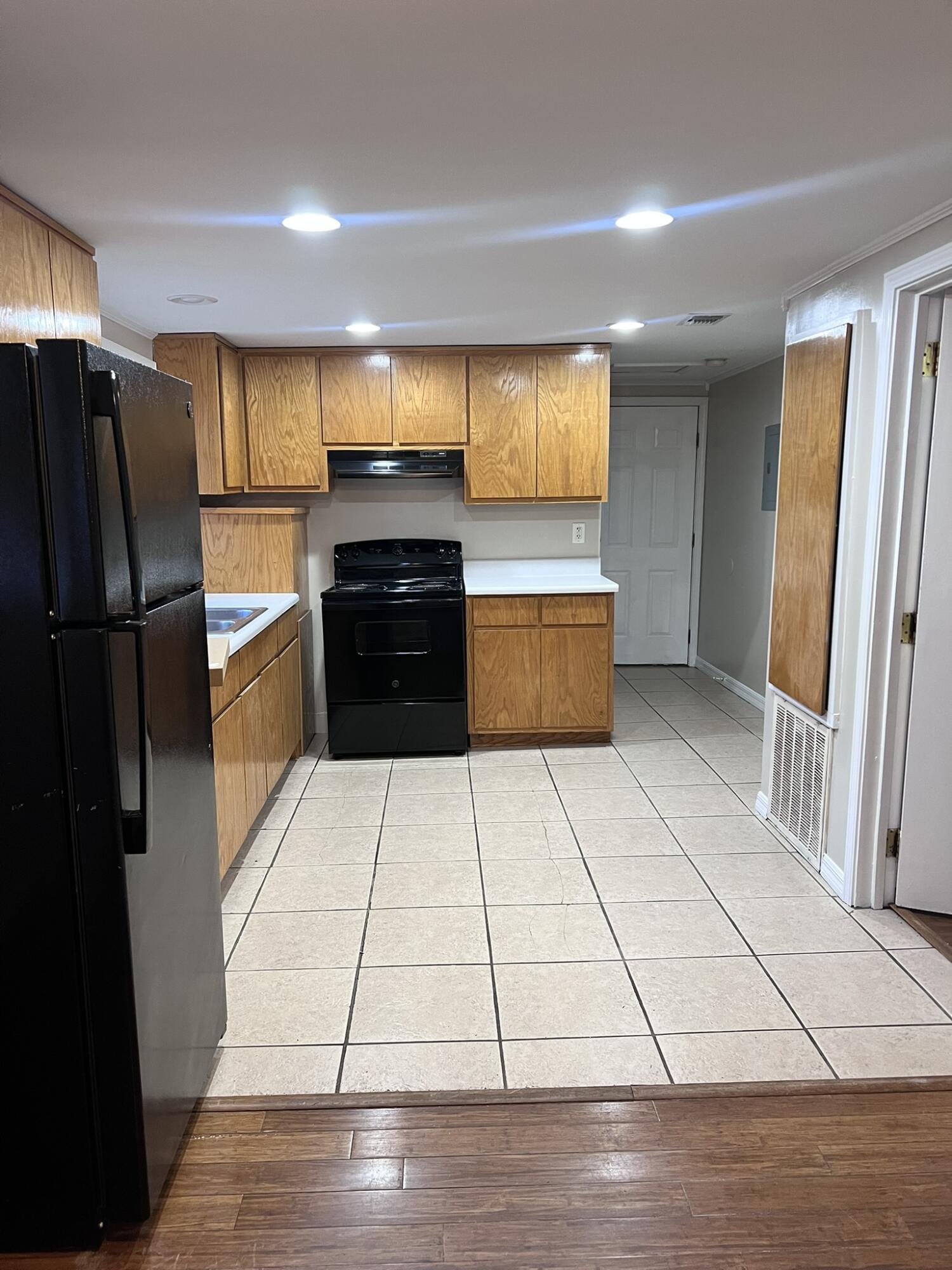 NORTHWOOD ADDN - Residential Lease