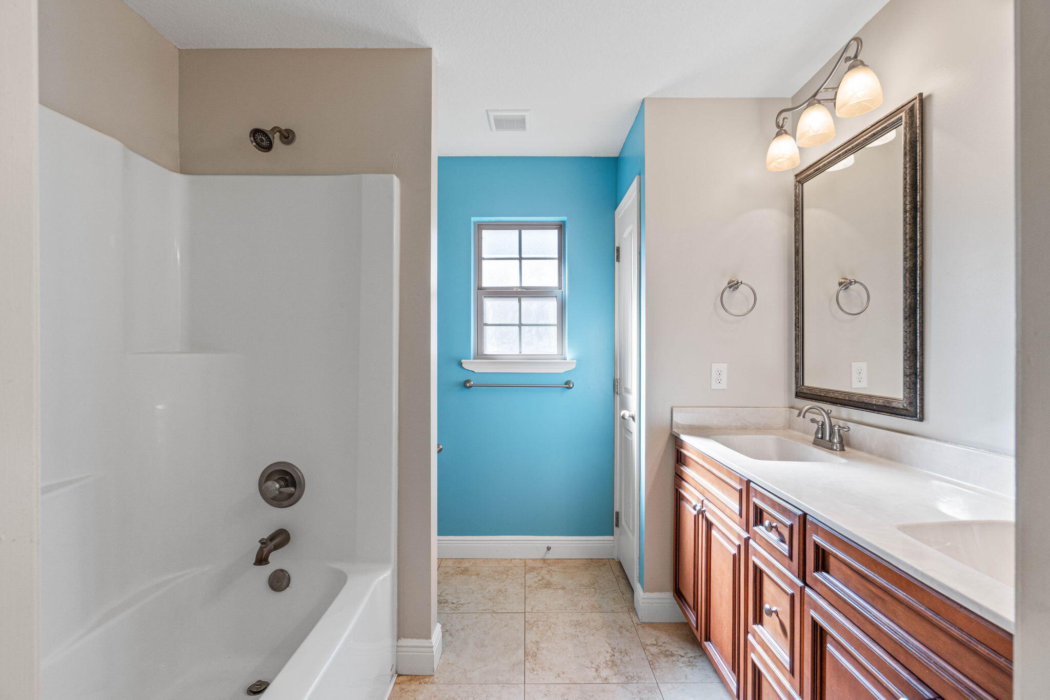 CHIMERA EST - Residential Lease