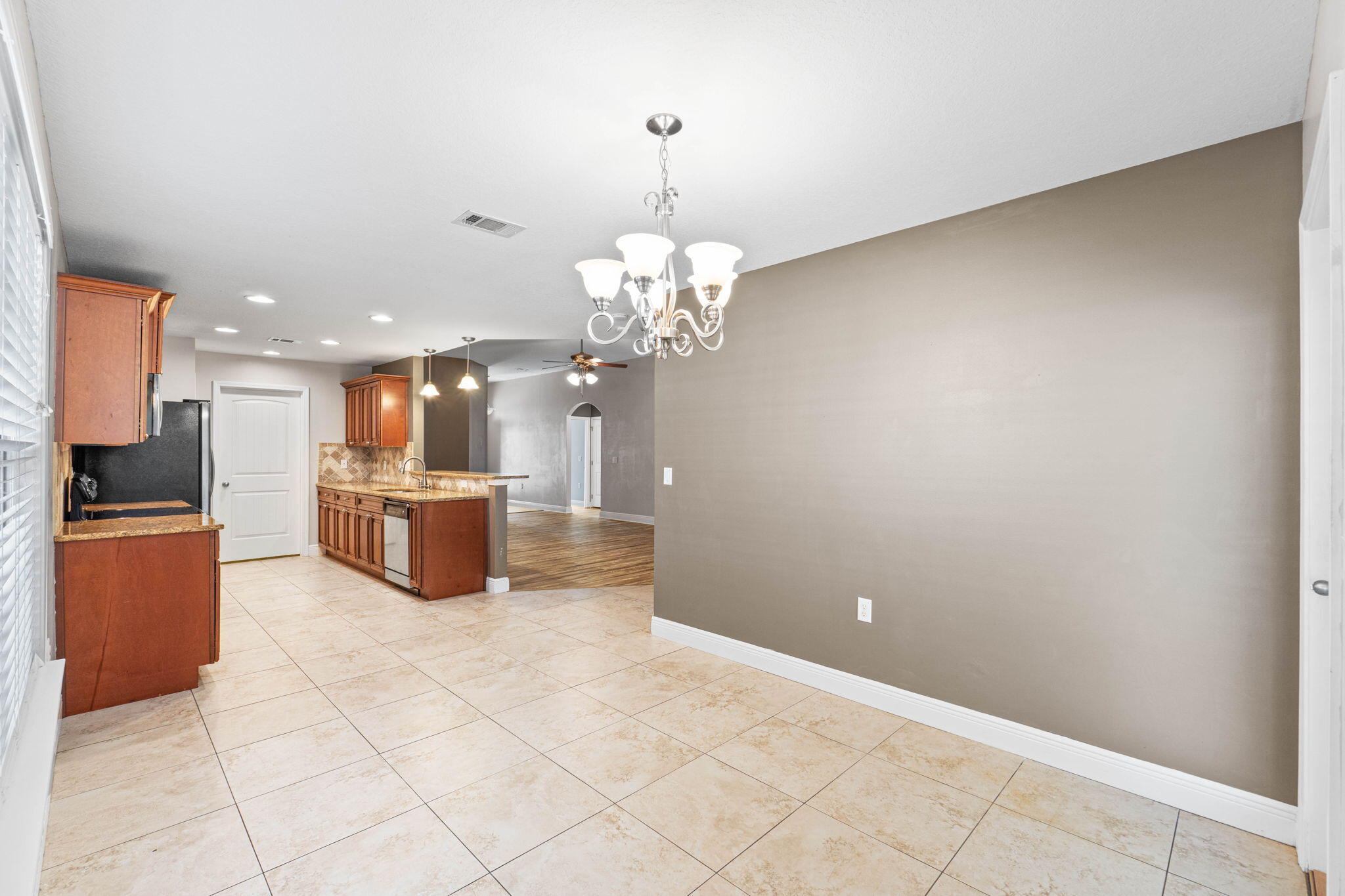 CHIMERA EST - Residential Lease