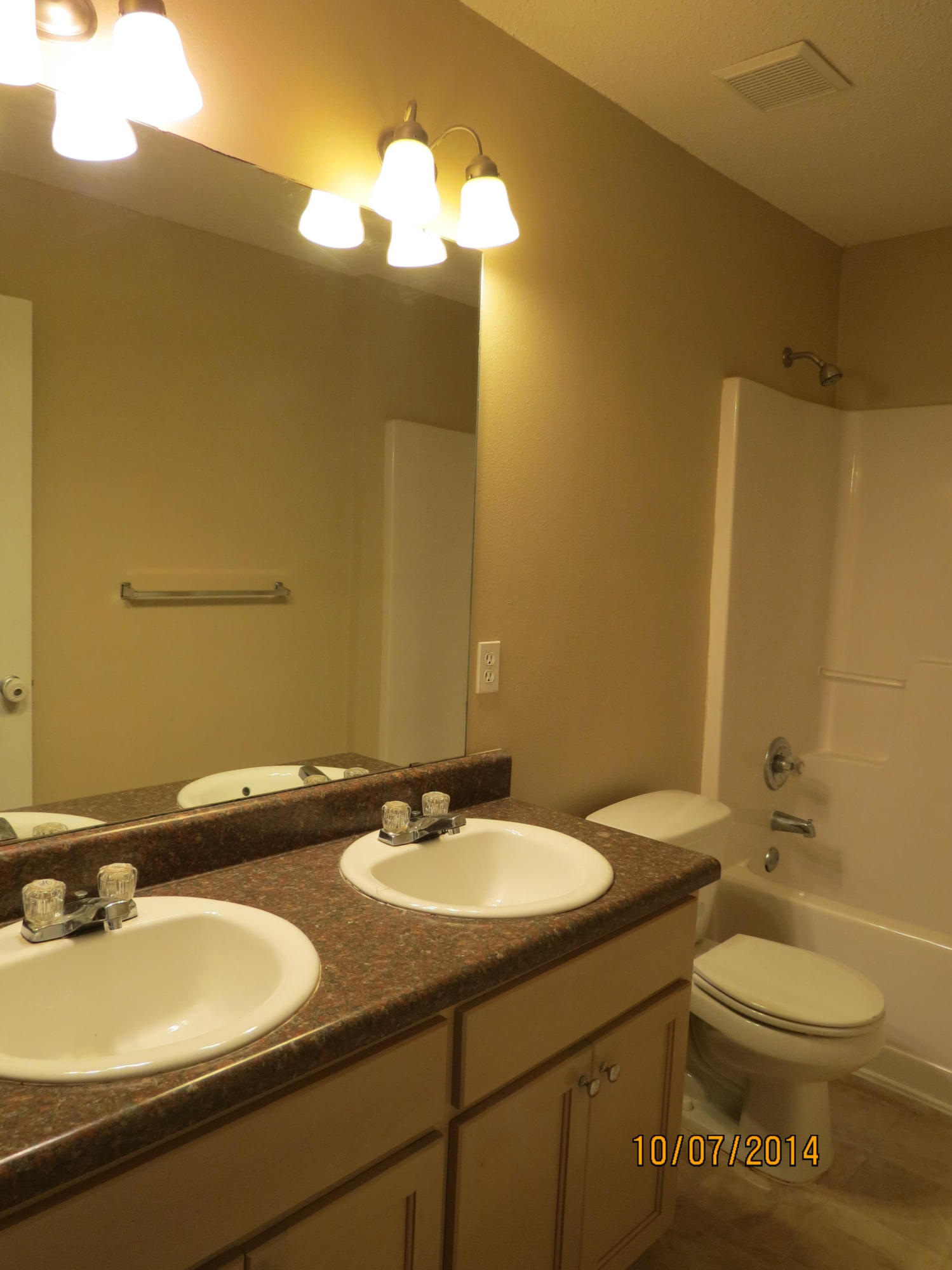 IRON GATE S/D PH I - Residential Lease